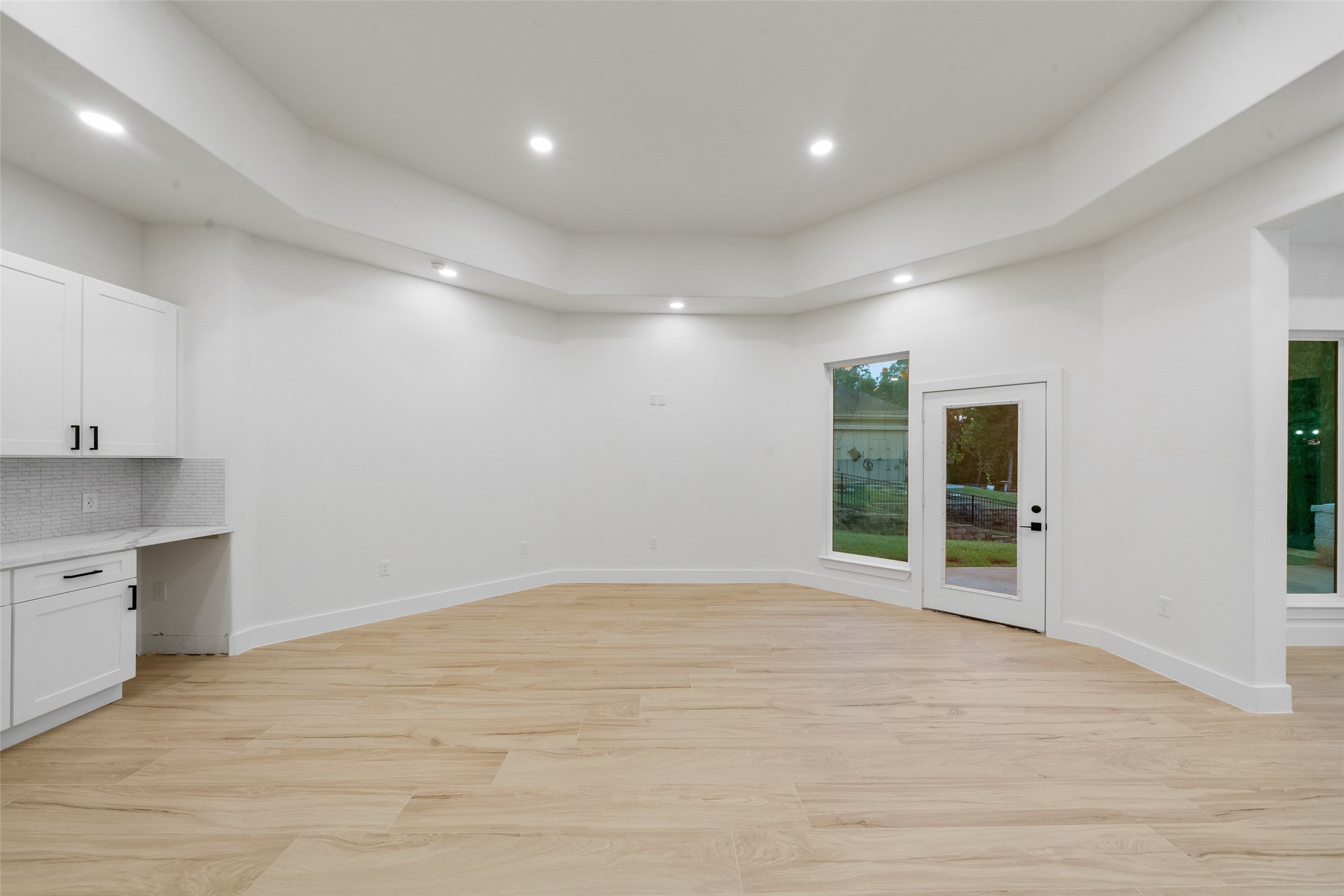 4833 W Fork Boulevard, Conroe, TX 77304