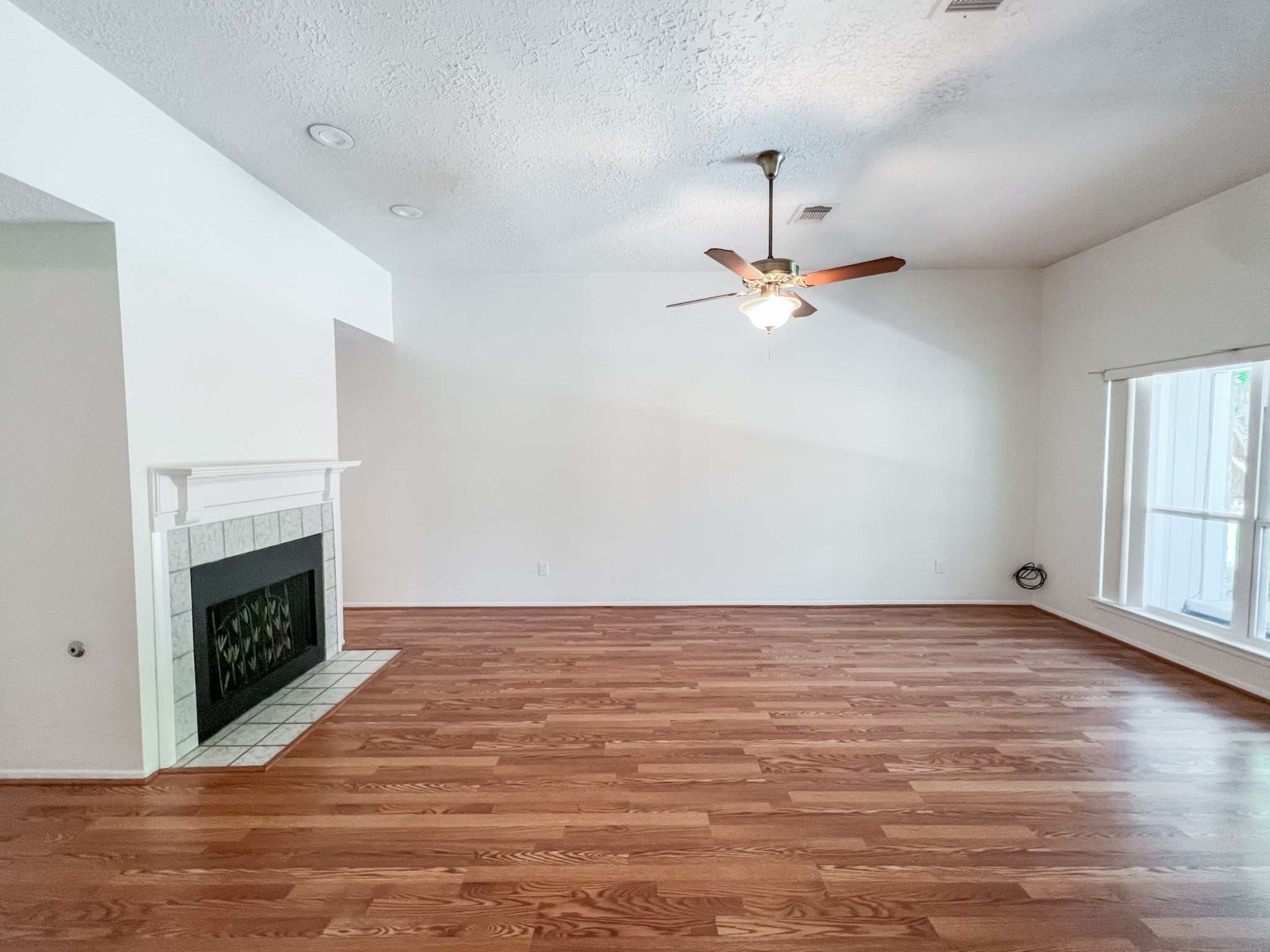 347 Elder Vista Drive, Houston, TX 77598