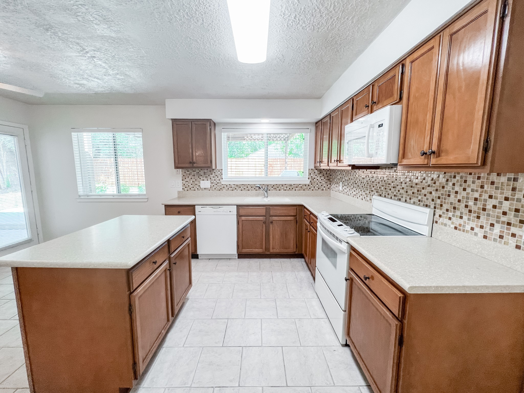 347 Elder Vista Drive, Houston, TX 77598