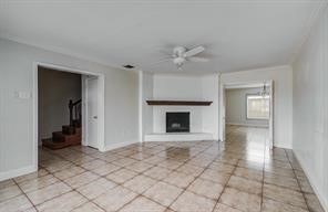 823 S Ripple Creek Drive, Houston, TX 77057