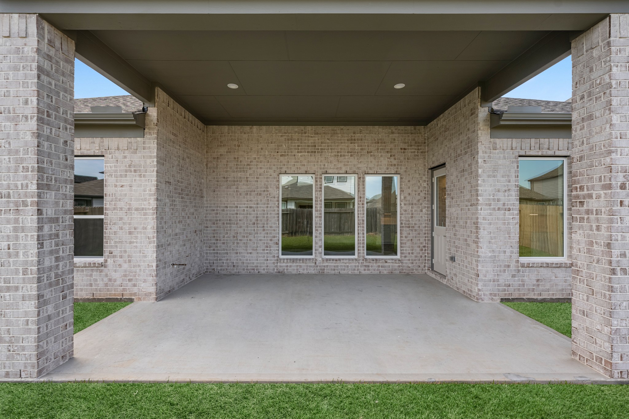 4519 Breezewood Drive, Rosenberg, TX 77471