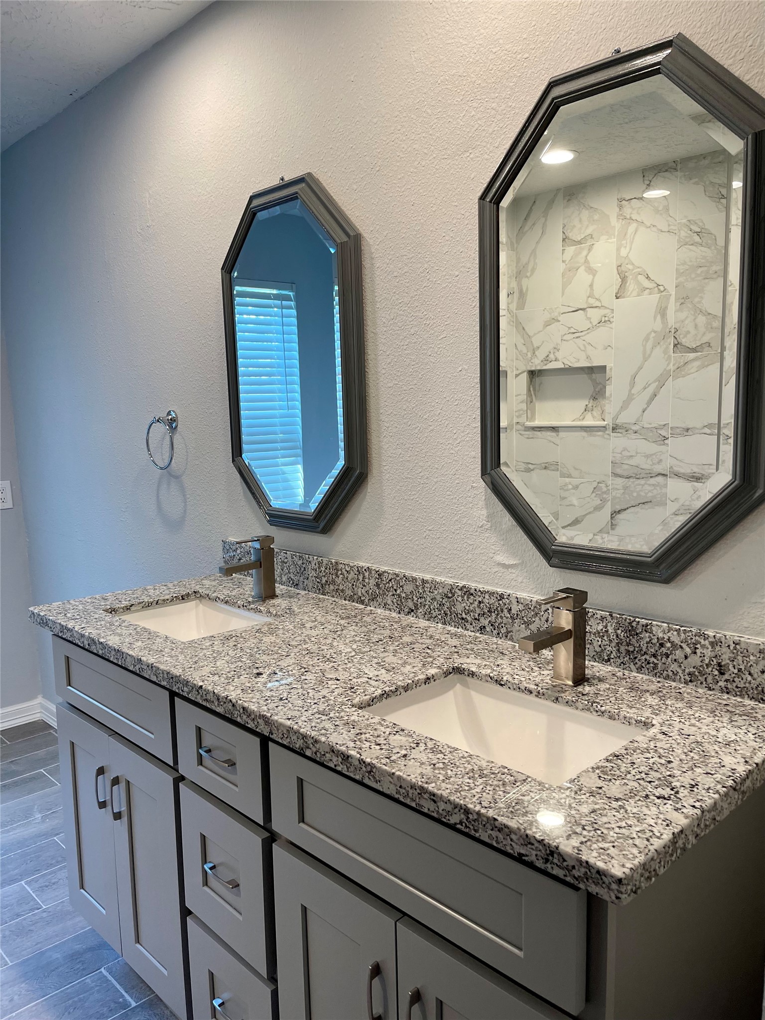 Masterbath double sink