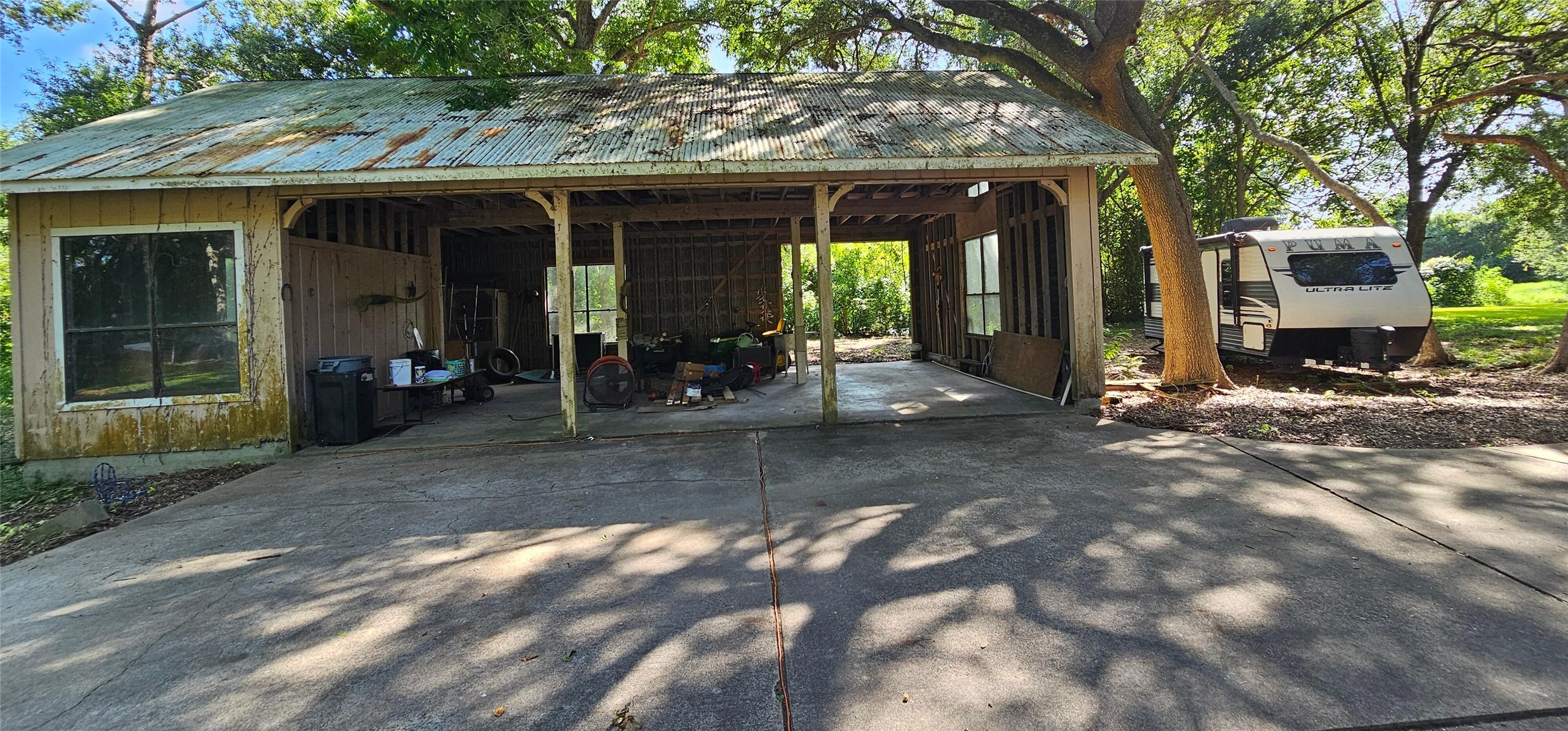 900 Bauer Avenue, League City, TX 77573