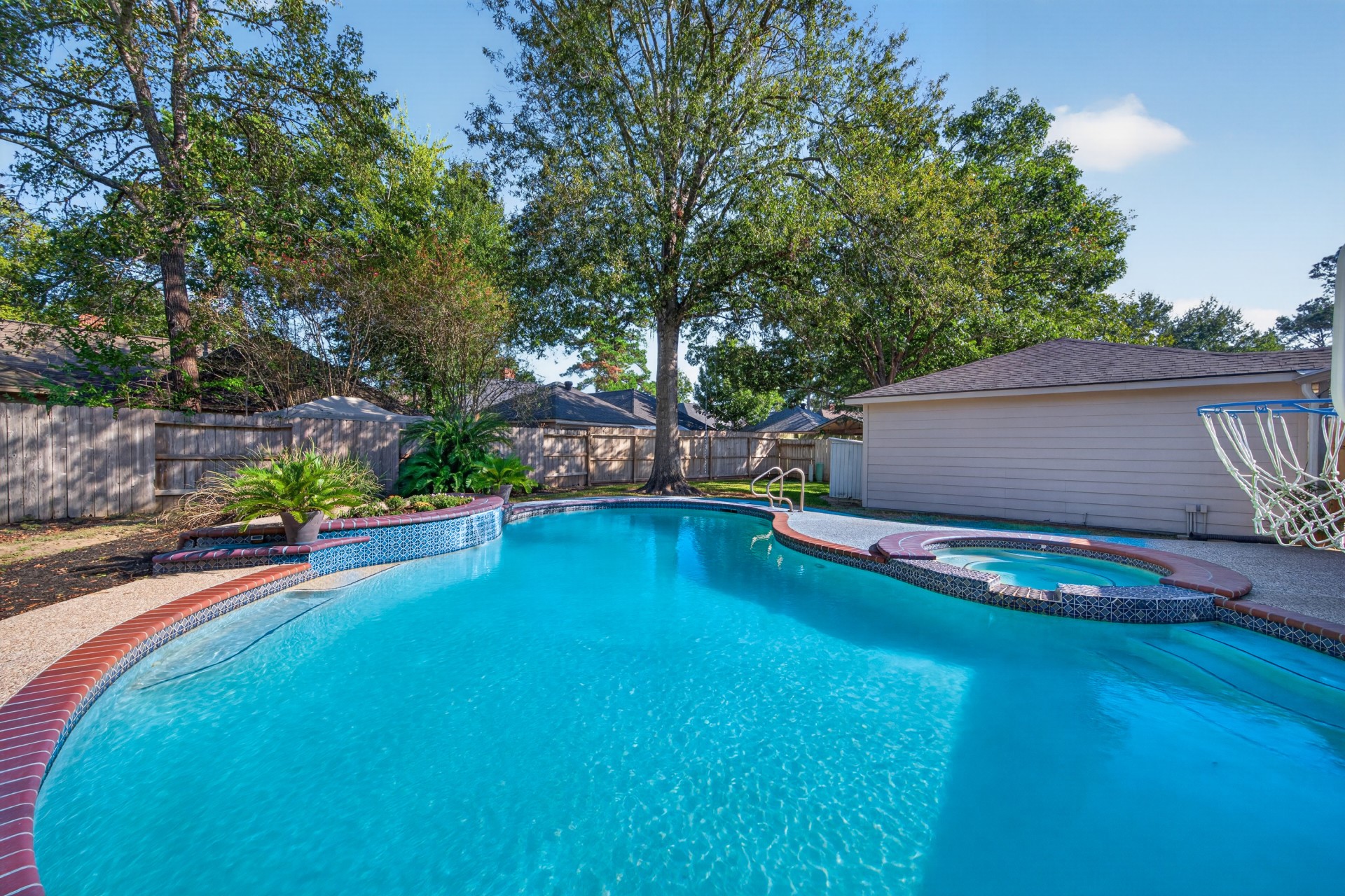3126 Silver Glade Drive, Kingwood, TX 77345
