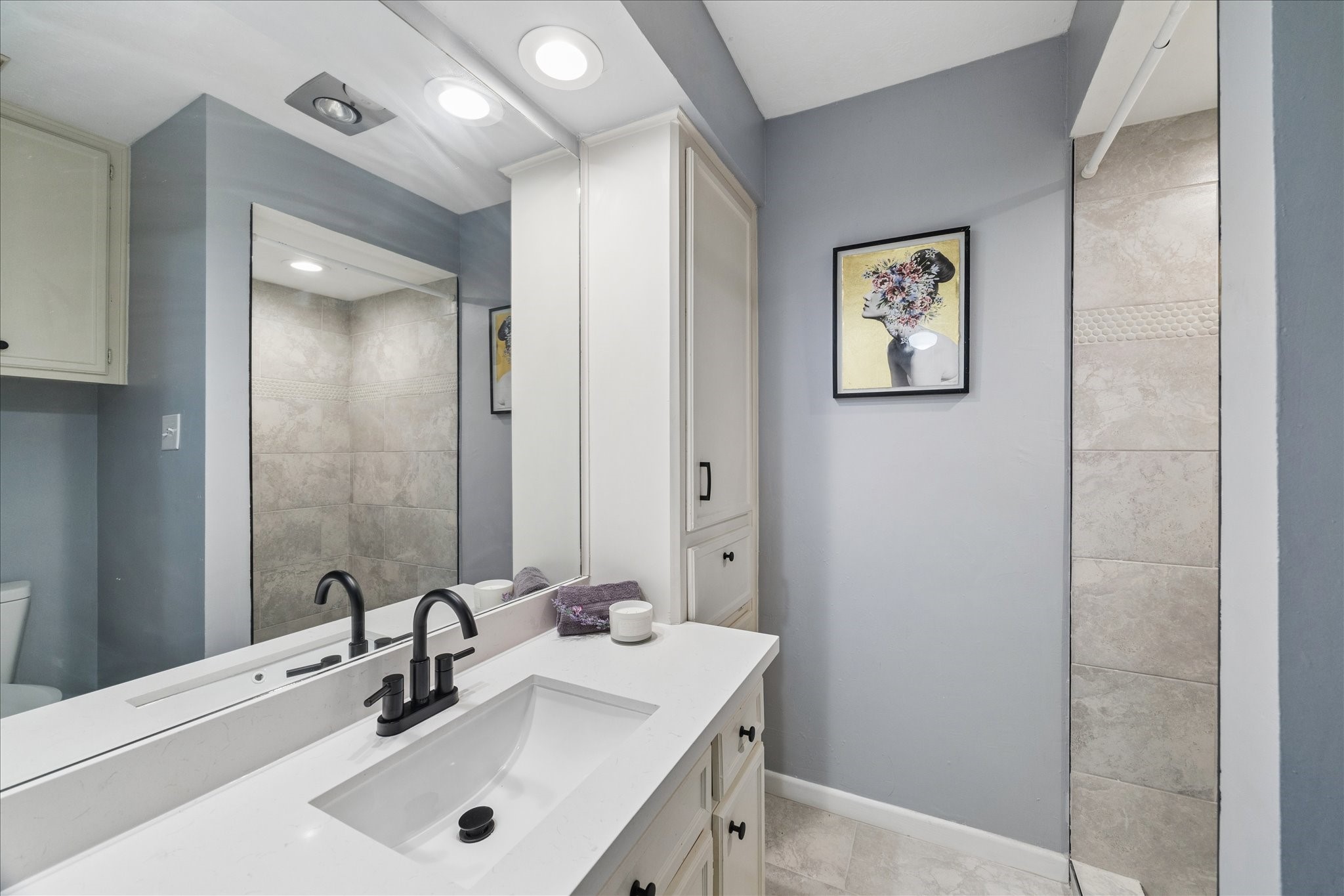 Guest suite.