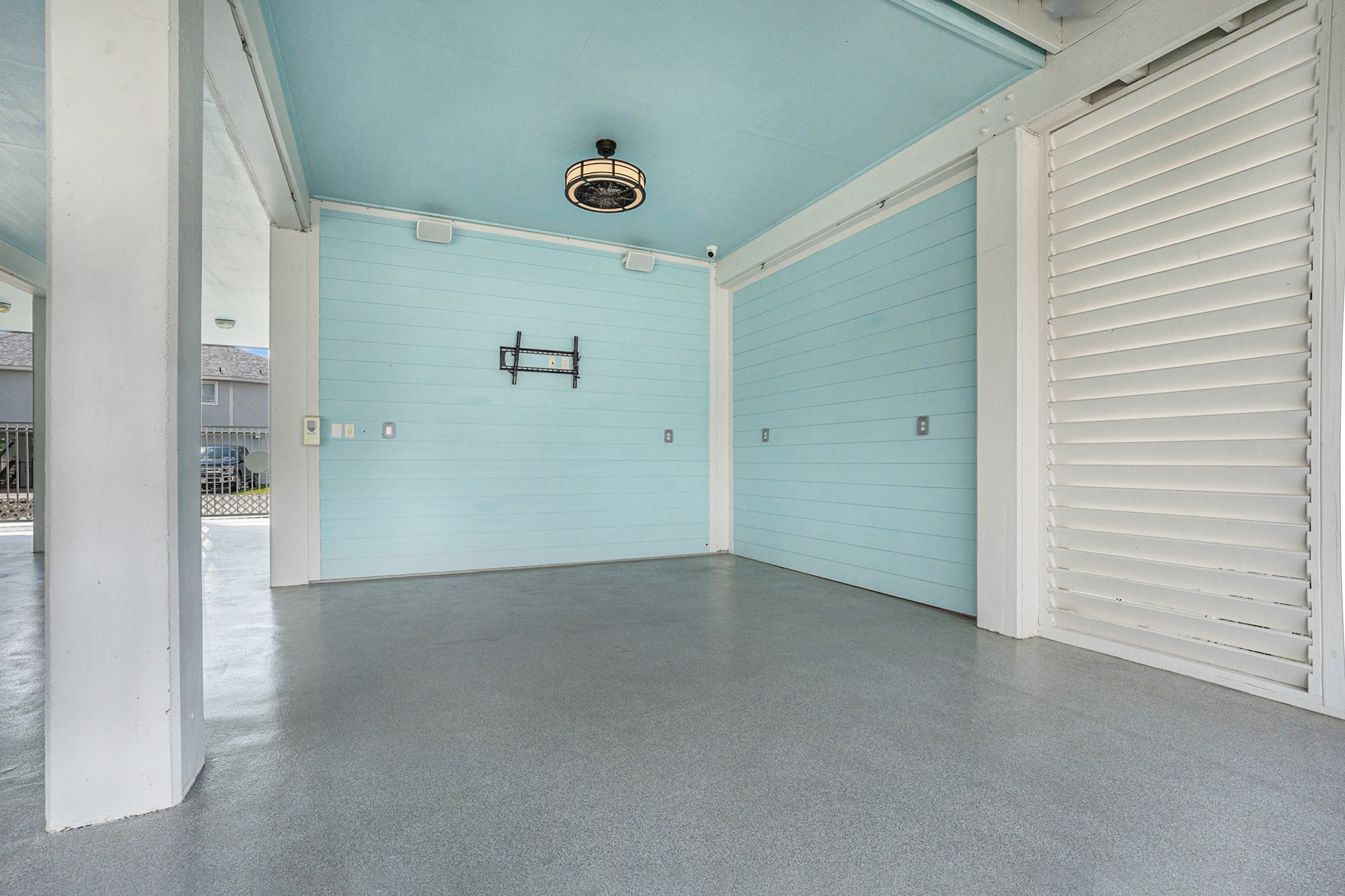 1171 Sailfish Street, Bayou Vista, TX 77563