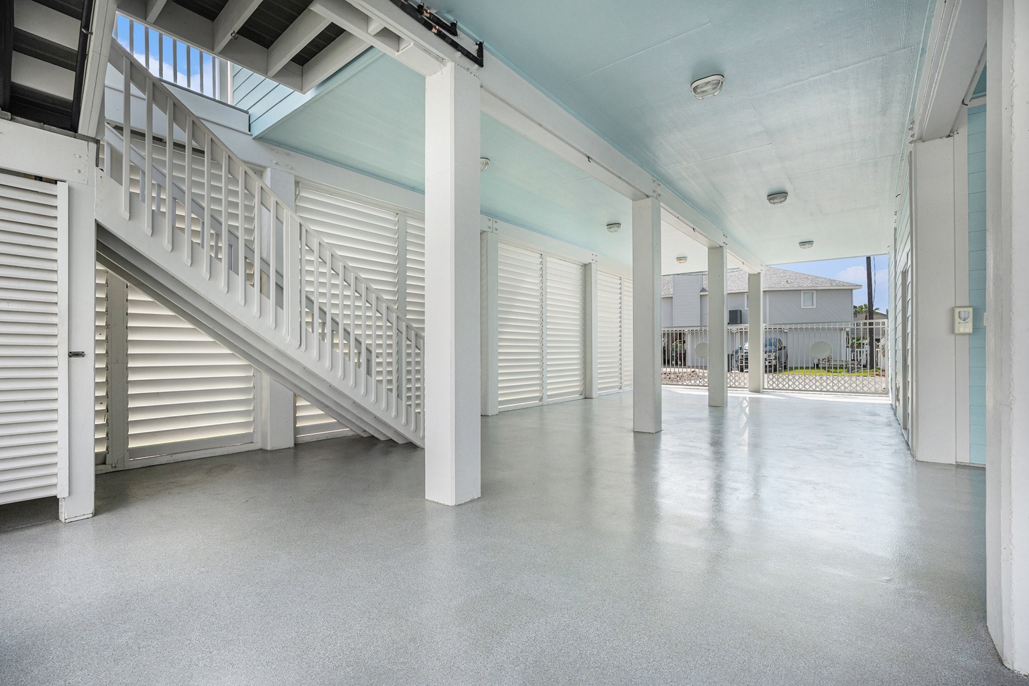 1171 Sailfish Street, Bayou Vista, TX 77563