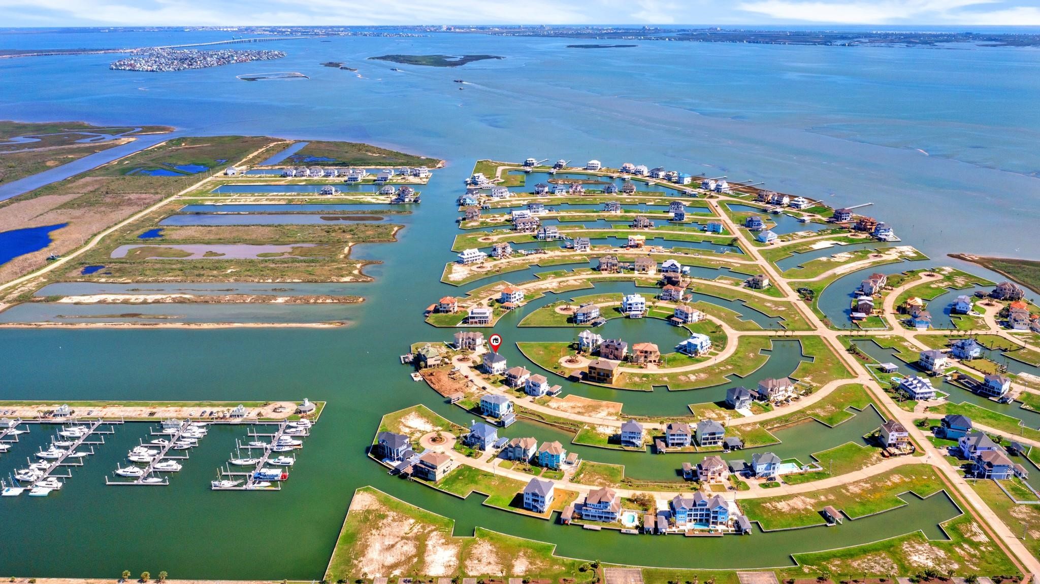 AERIAL PHOTOGRAPH OF THE HARBORWALK COMMUNITY AERIAL PHOTOGRAPH OF THE HARBORWALK COMMUNITY
