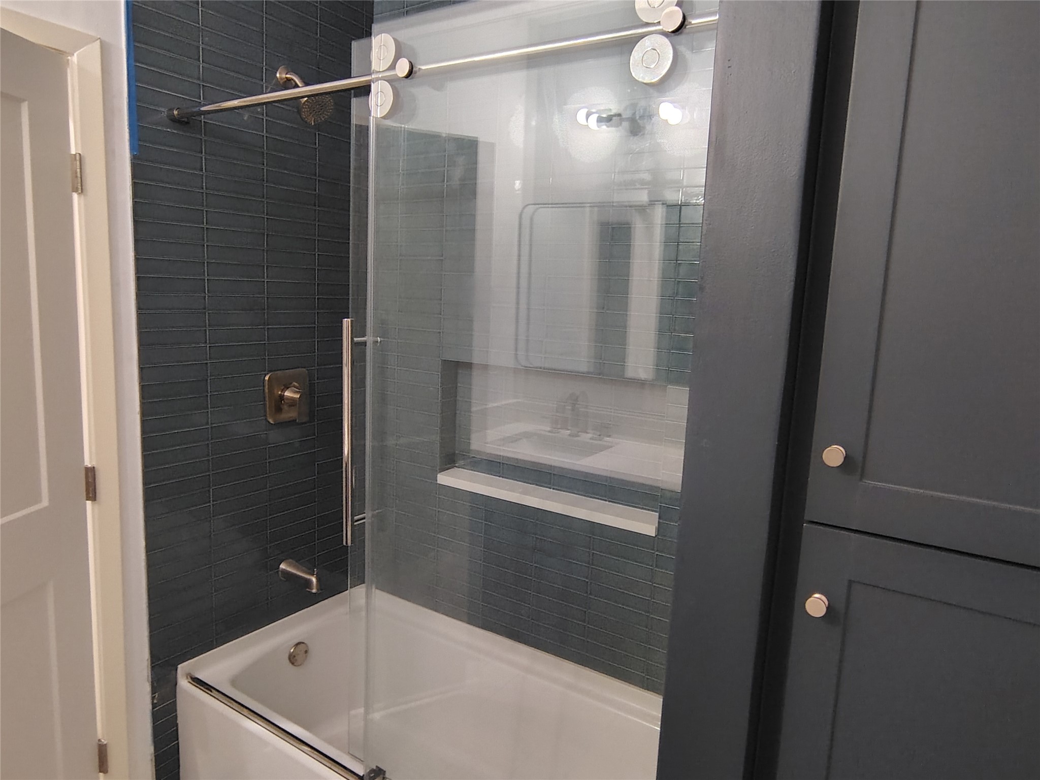 Second bathroom shower