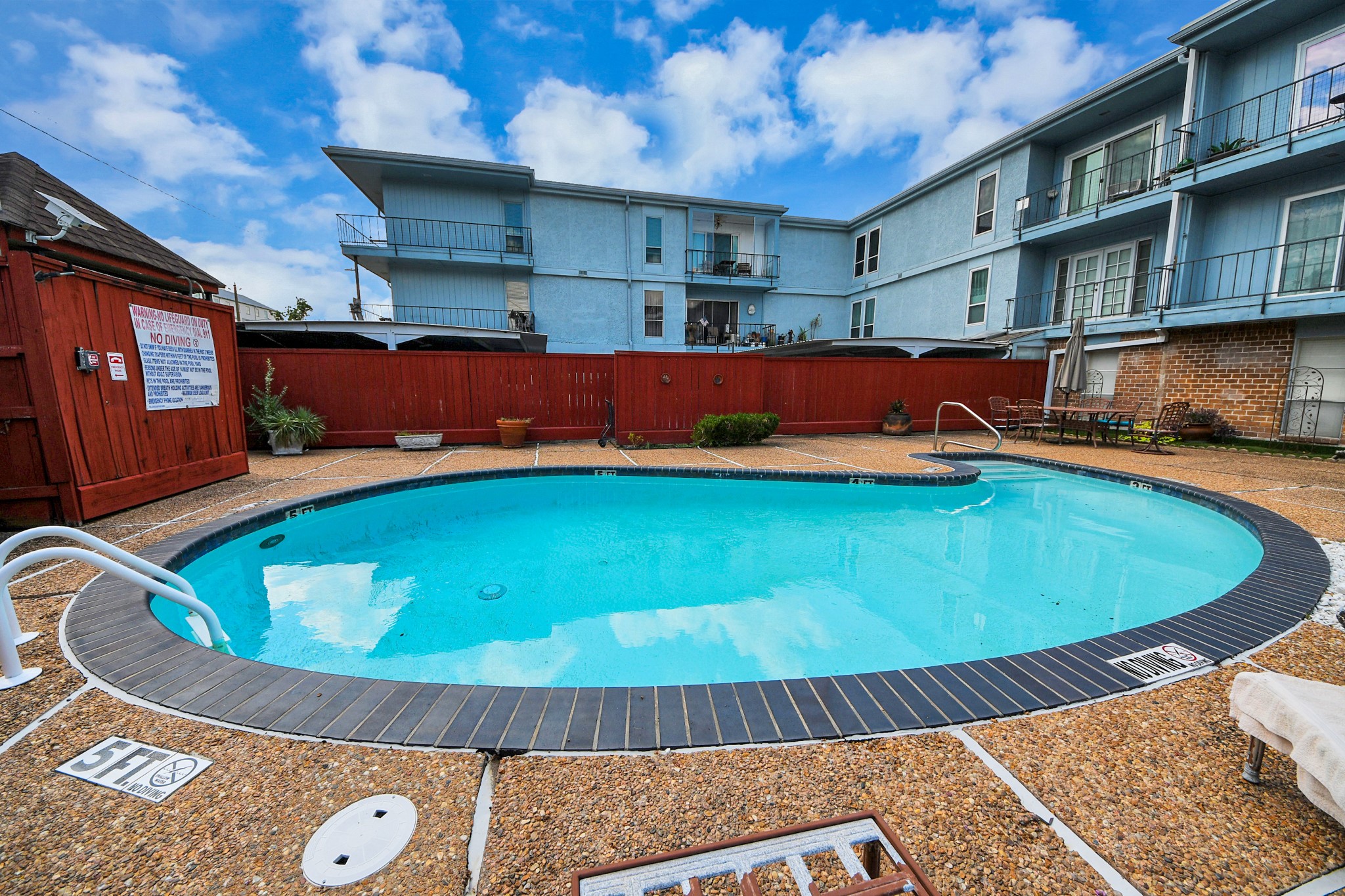 Enjoy relaxing and unwinding at the community pool, perfect for soaking up the sun and enjoying a refreshing swim.