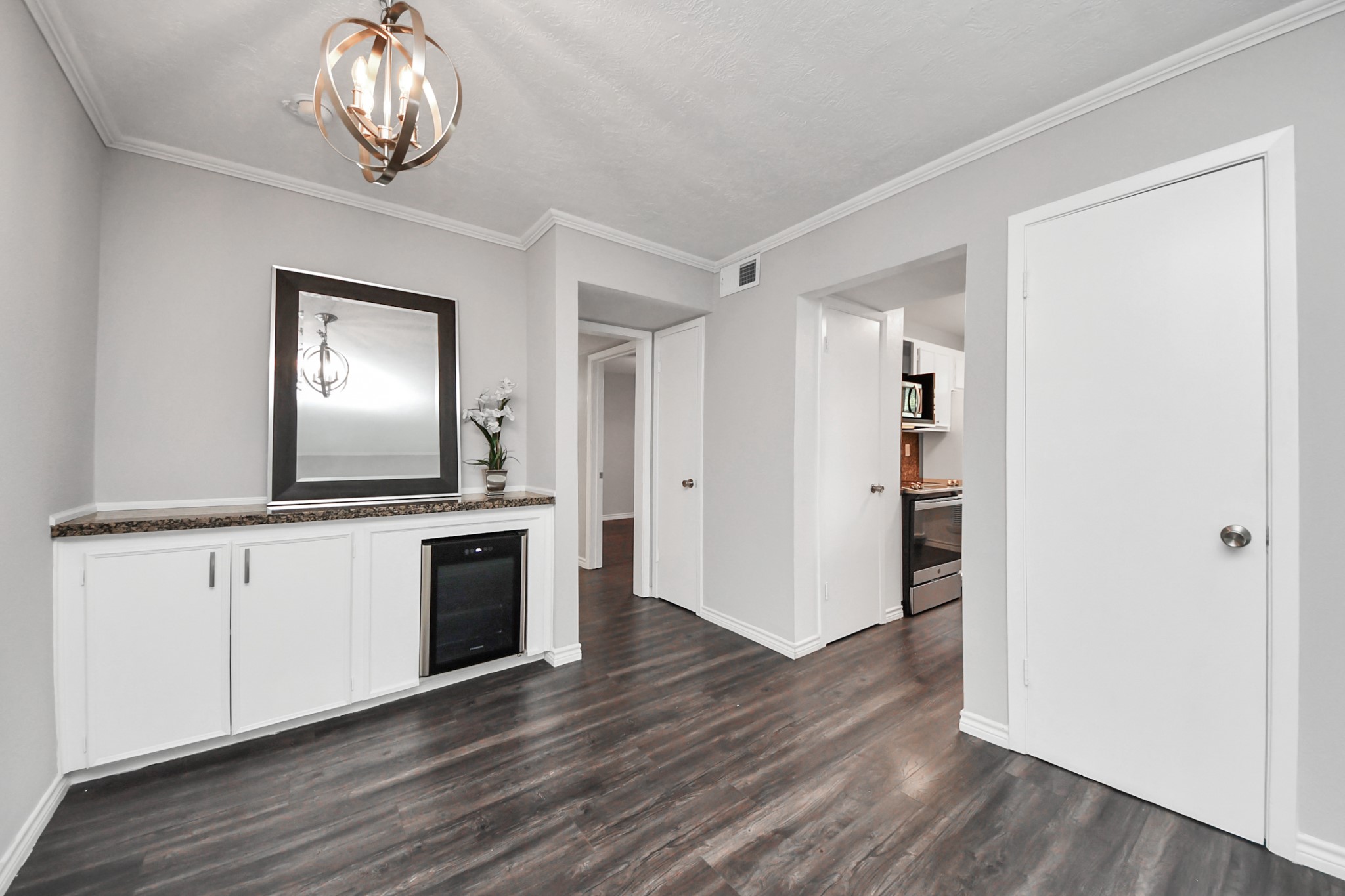 505 Westcott Street, #207, Houston, TX 77007