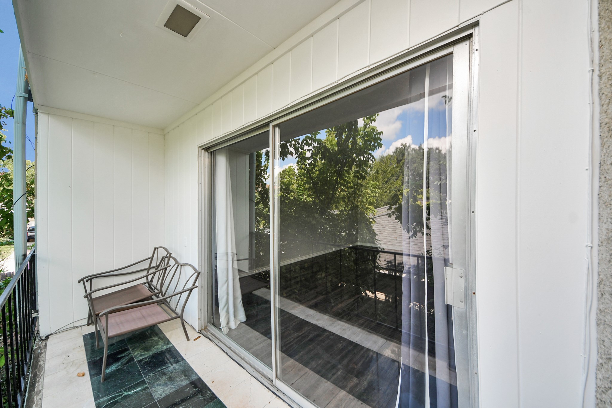 505 Westcott Street, #207, Houston, TX 77007