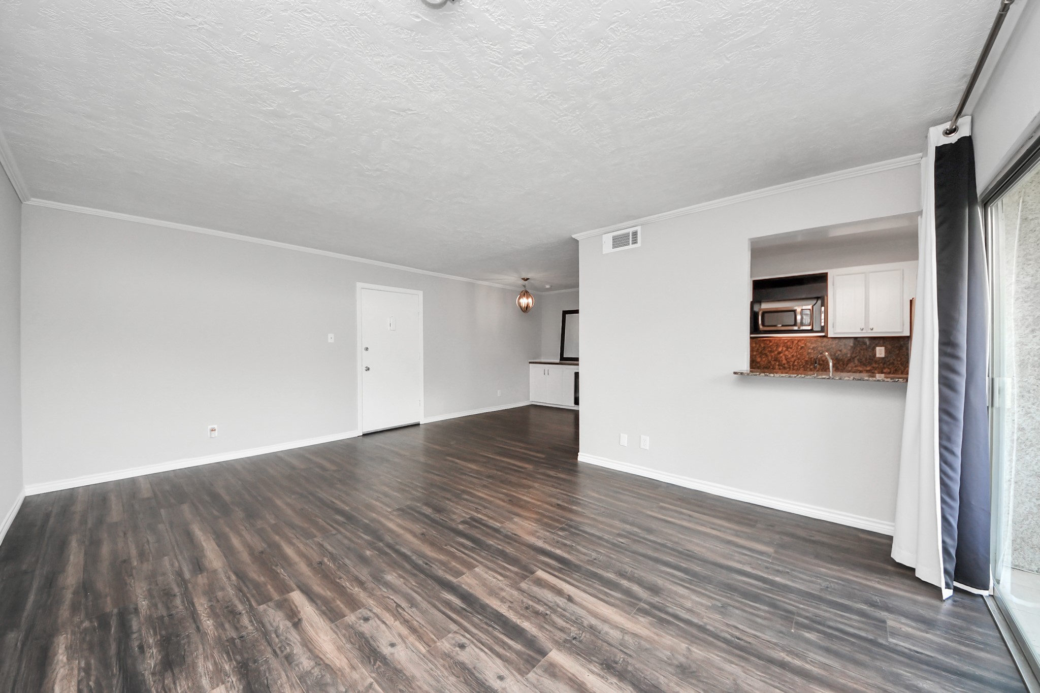 505 Westcott Street, #207, Houston, TX 77007