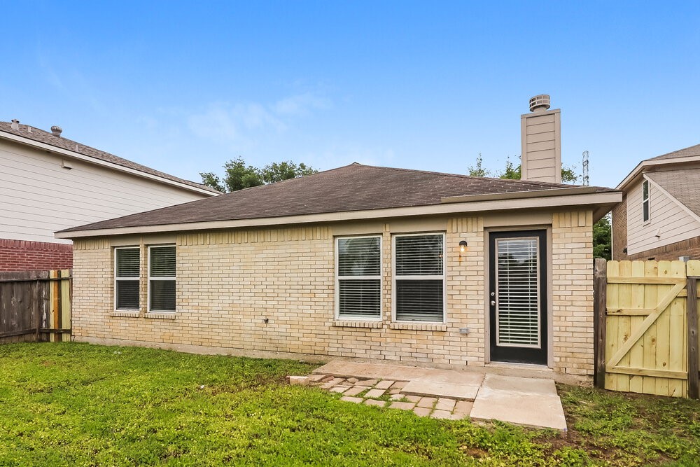 13910 Maleewan Lane, Sugar Land, TX 77498