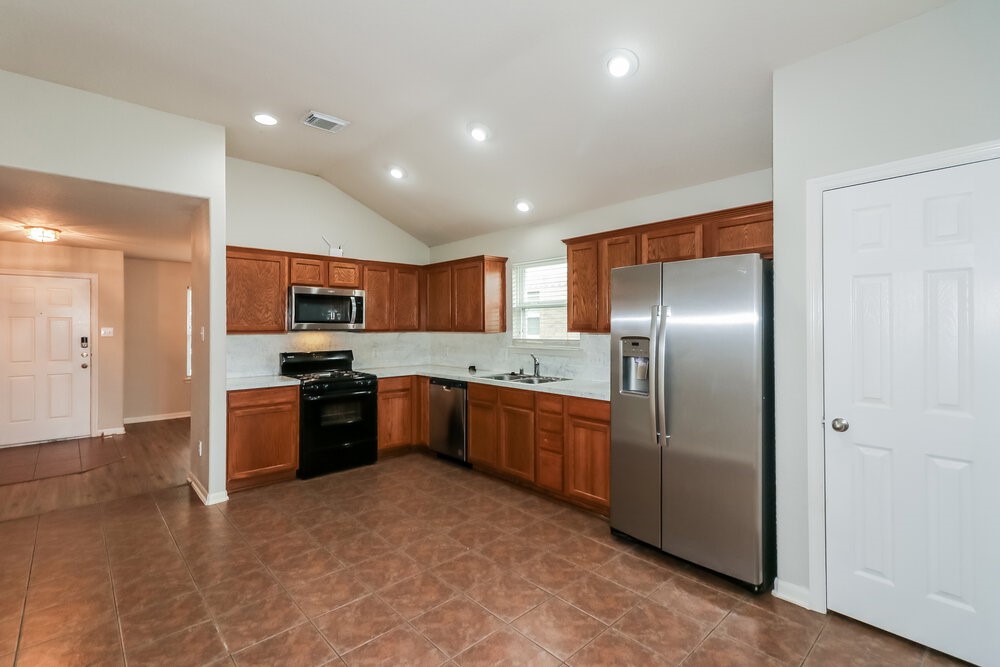 13910 Maleewan Lane, Sugar Land, TX 77498