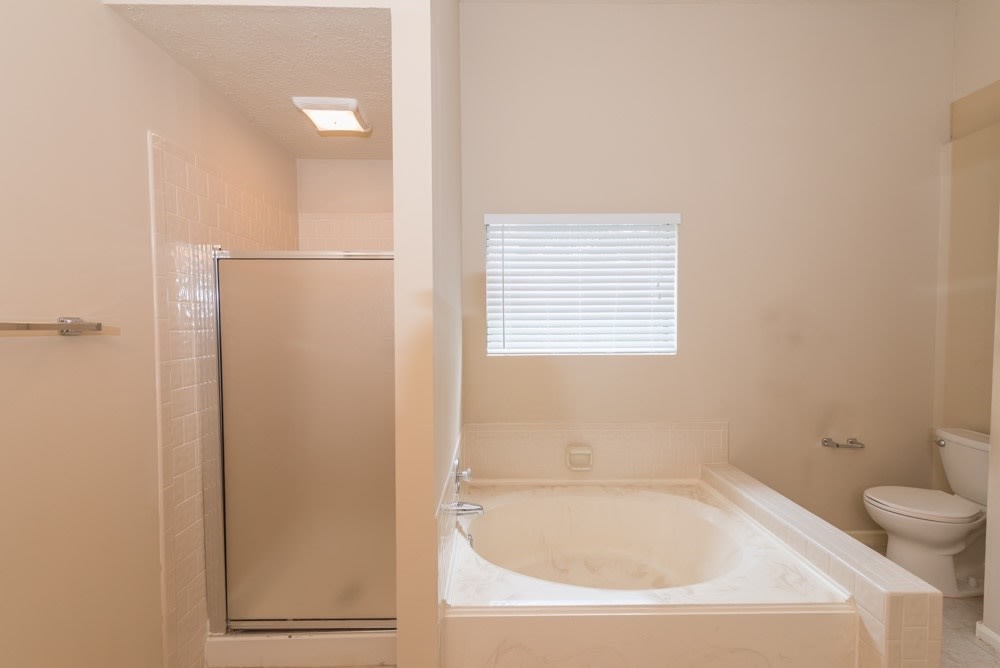 15119 Manorhill Drive, Houston, TX 77062