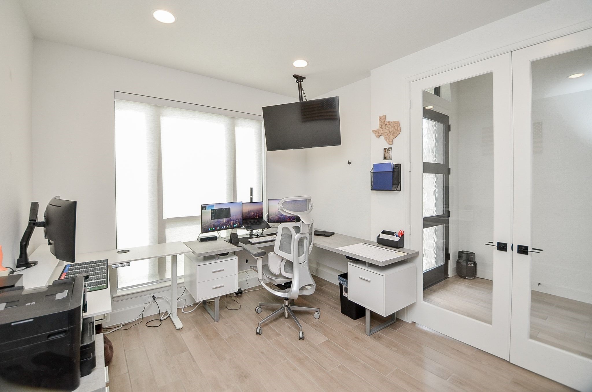 Work from home in style! French doors provide privacy and sophistication. Work from home in style! French doors provide privacy and sophistication.