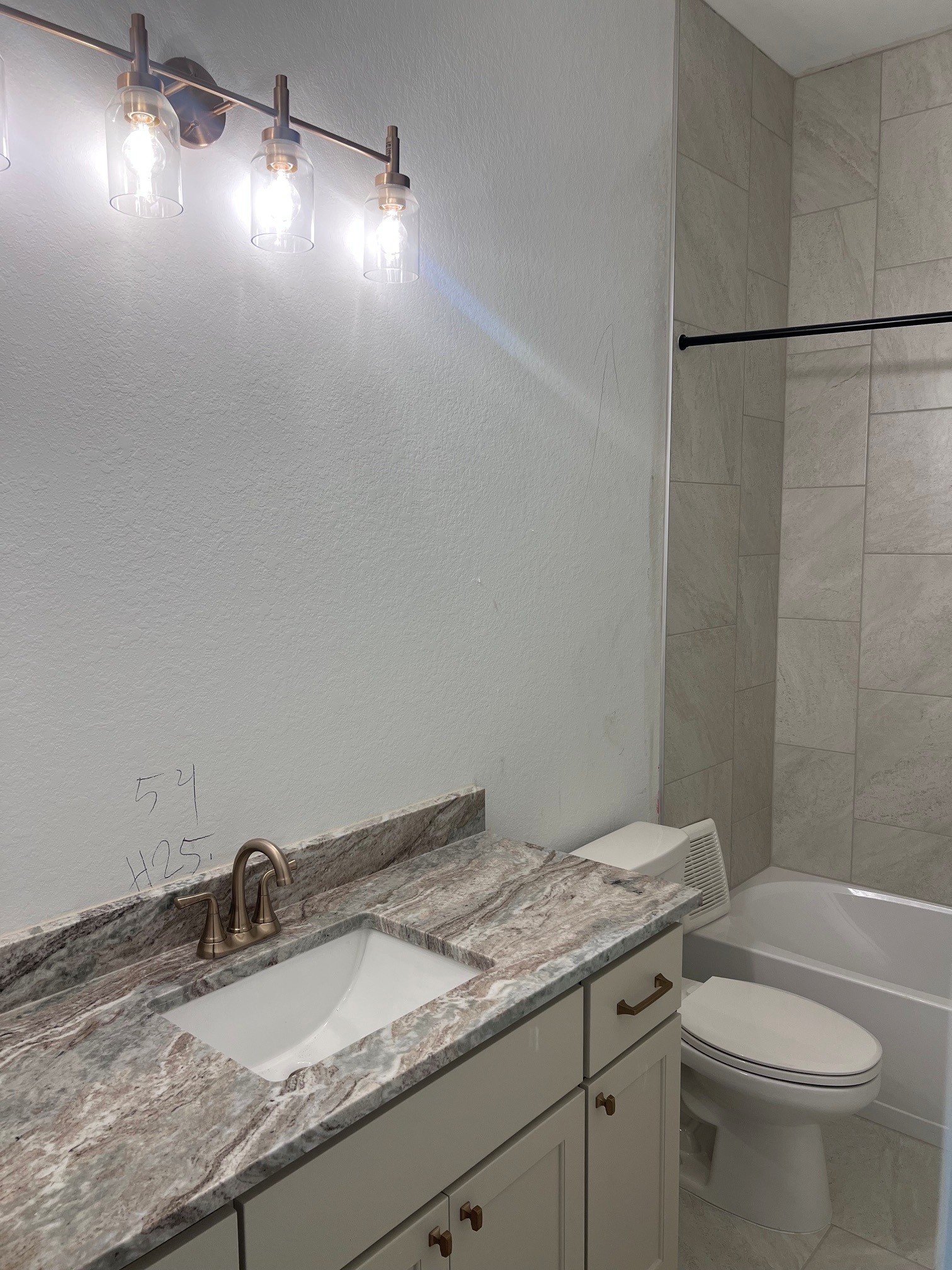 13214 Valley Orchard, Tomball, TX 77375