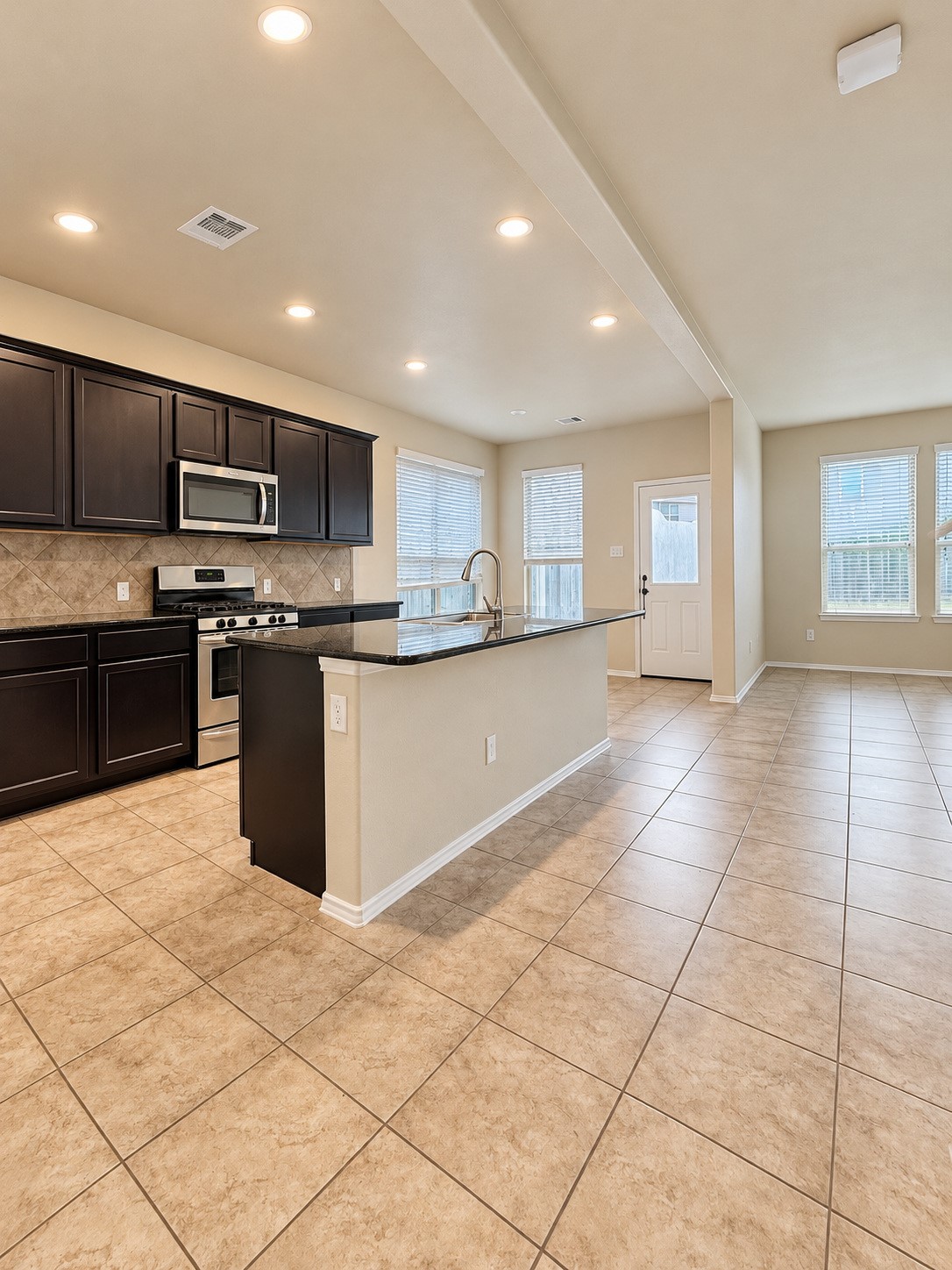 338 Marble Springs Lane, La Marque, TX 77568 338 Marble Springs Lane, La Marque, TX 77568