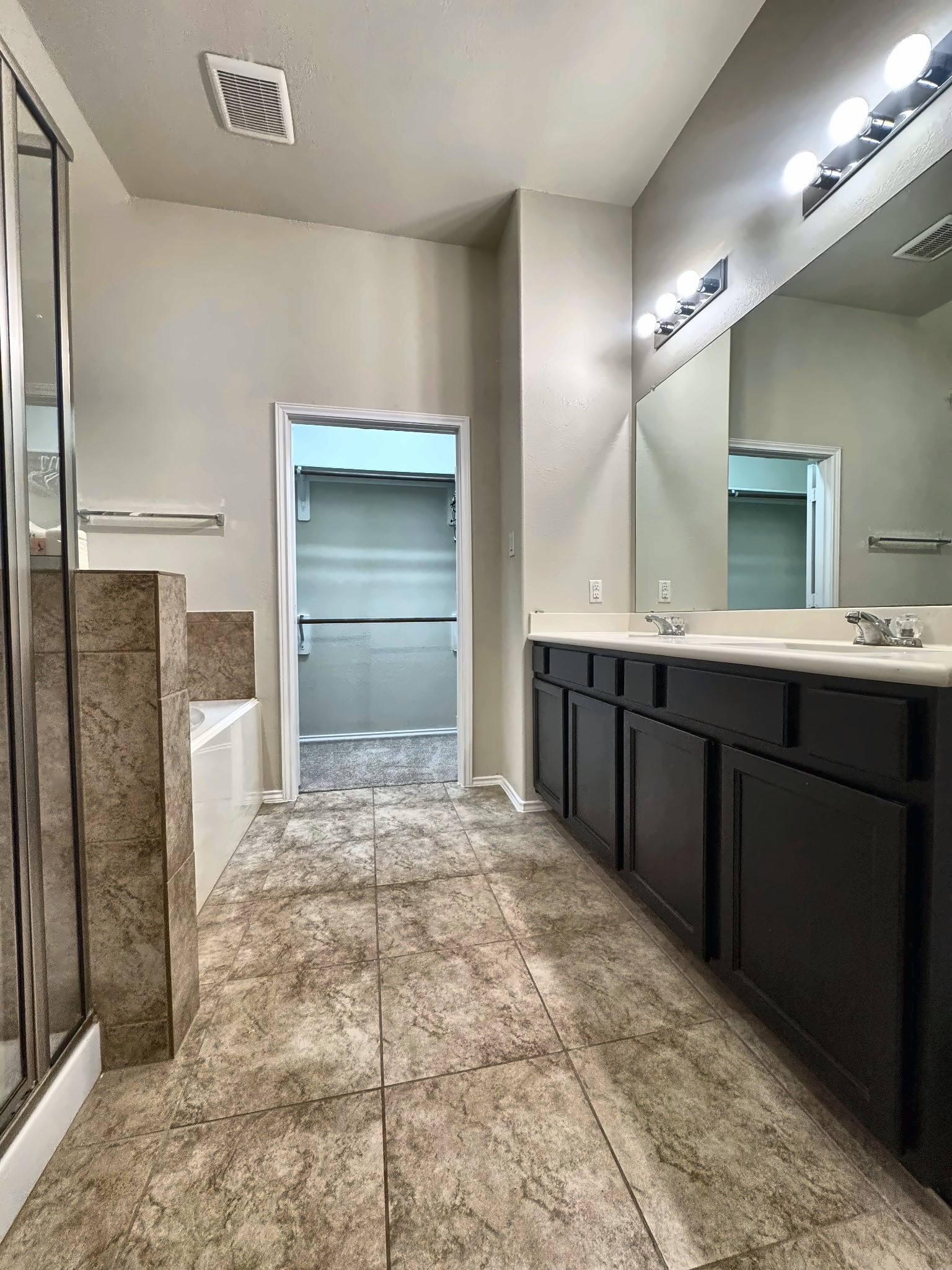 338 Marble Springs Lane, La Marque, TX 77568