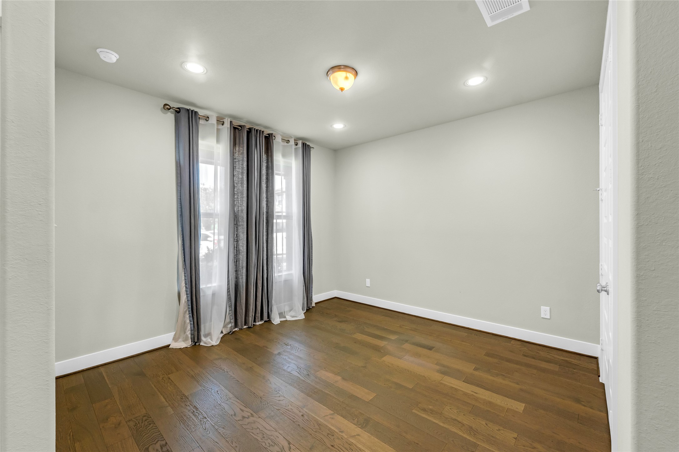 2nd Bedroom / Office - 1st floor