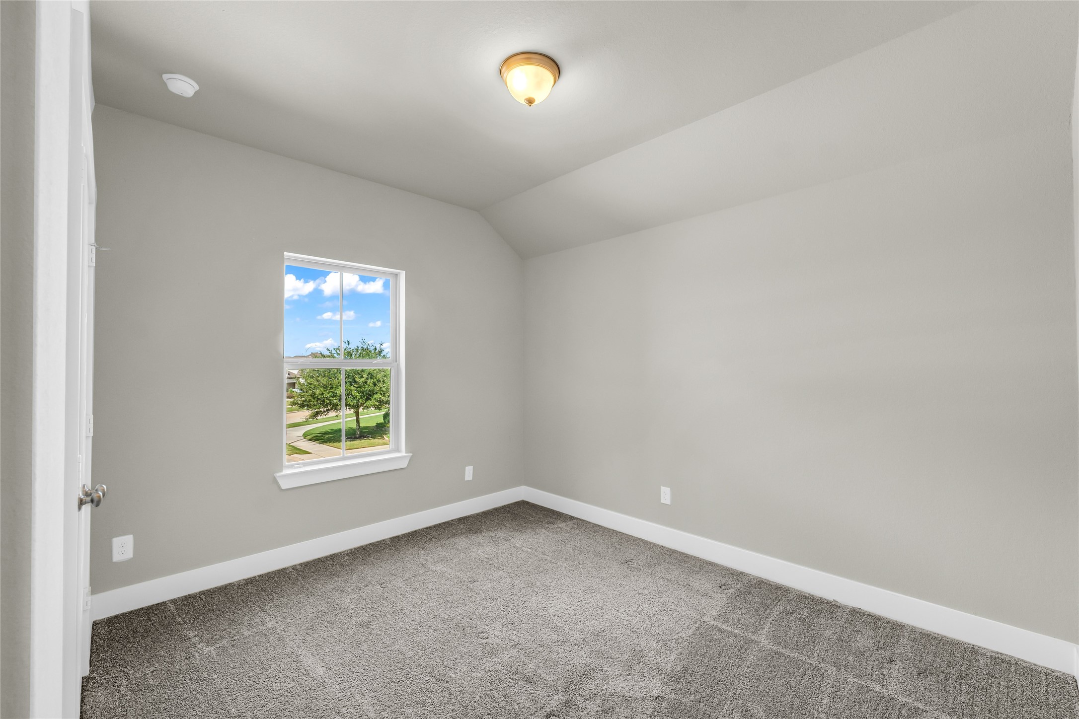 5th Bedroom - 2nd Floor
