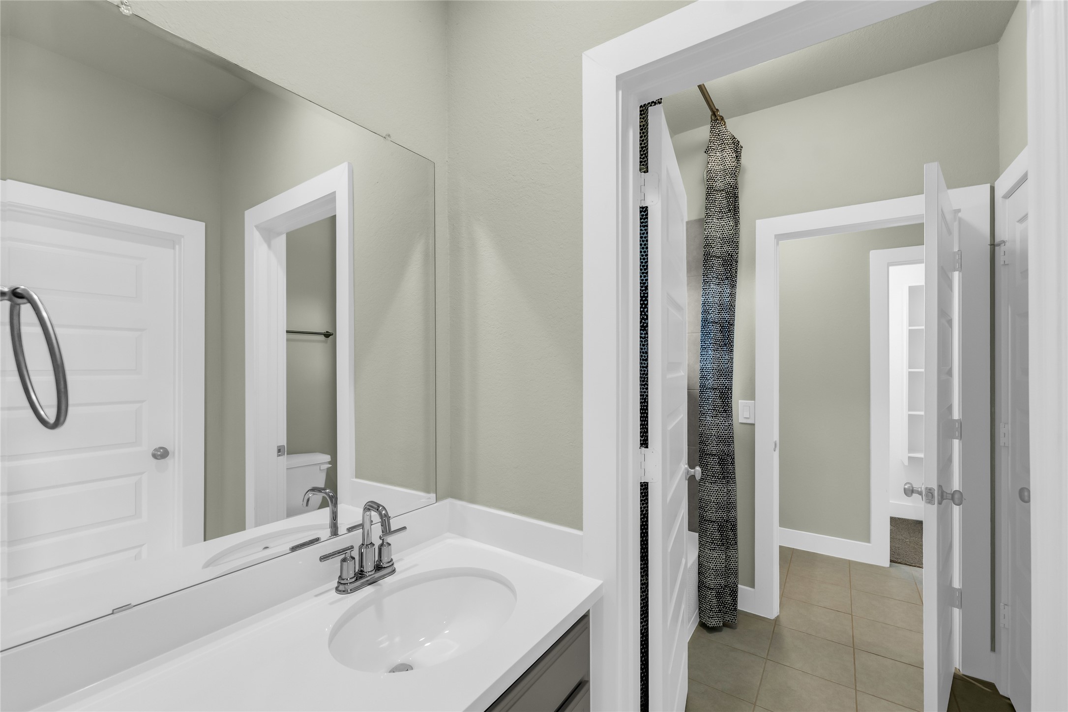 Jack & Jill Bathroom