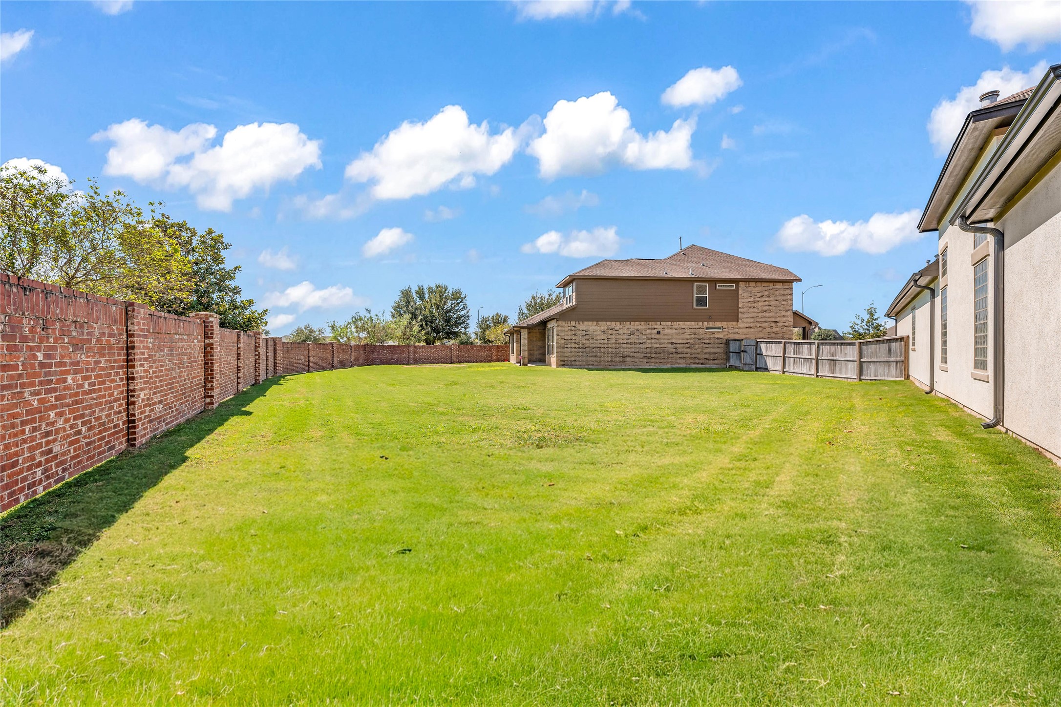 22810 Pearl Glen Drive, Richmond, TX 77469