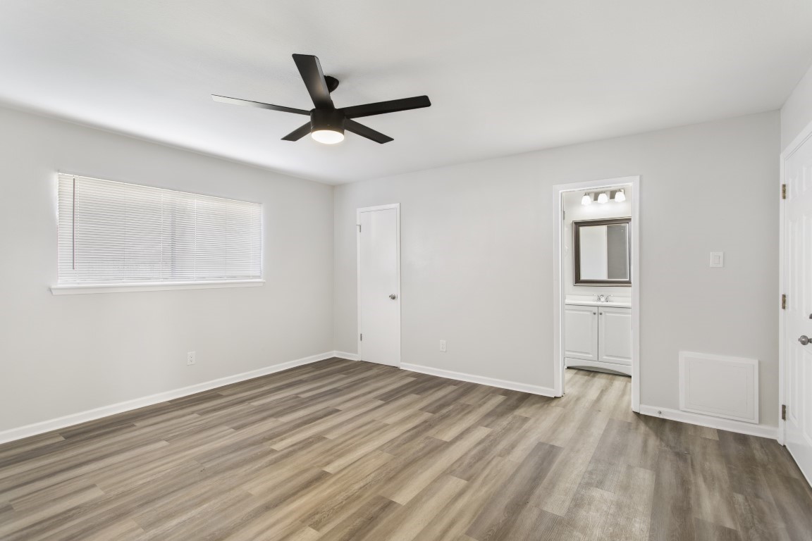 7419 Langley Road, Houston, TX 77016