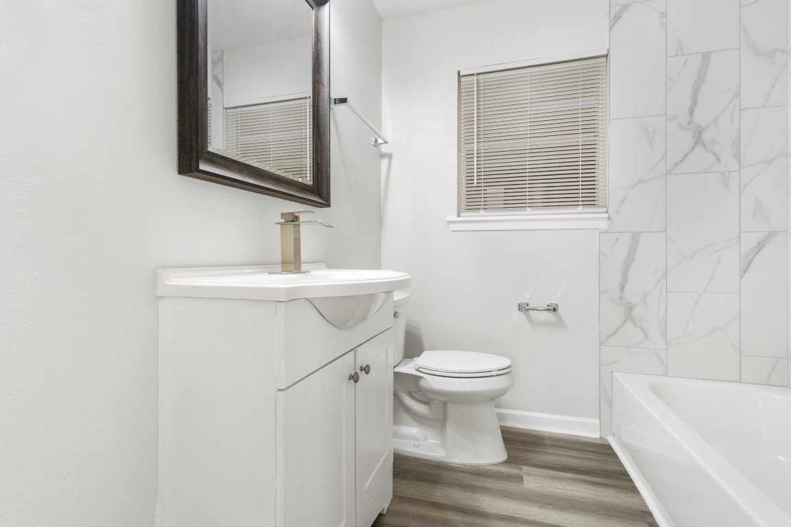 7419 Langley Road, Houston, TX 77016