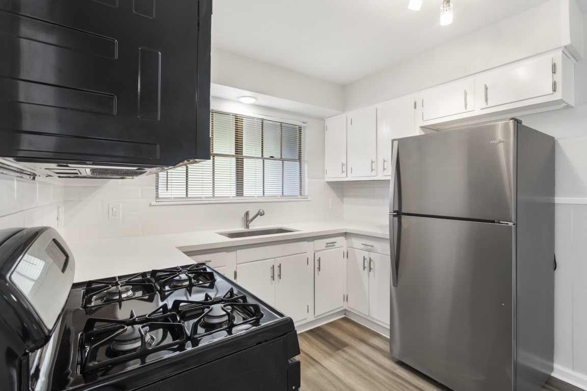 7419 Langley Road, Houston, TX 77016
