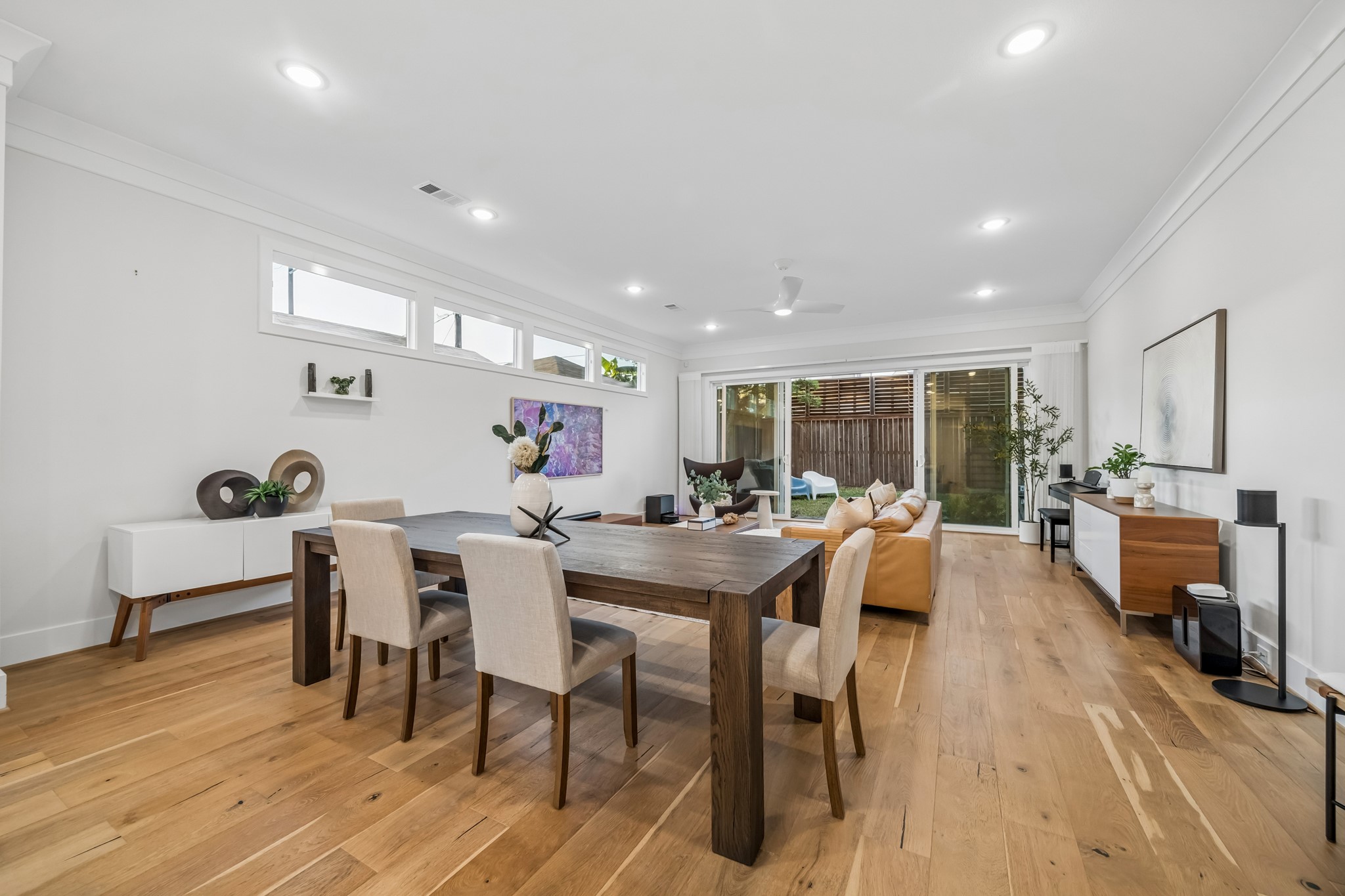 2432 Wroxton Road, Houston, TX 77005