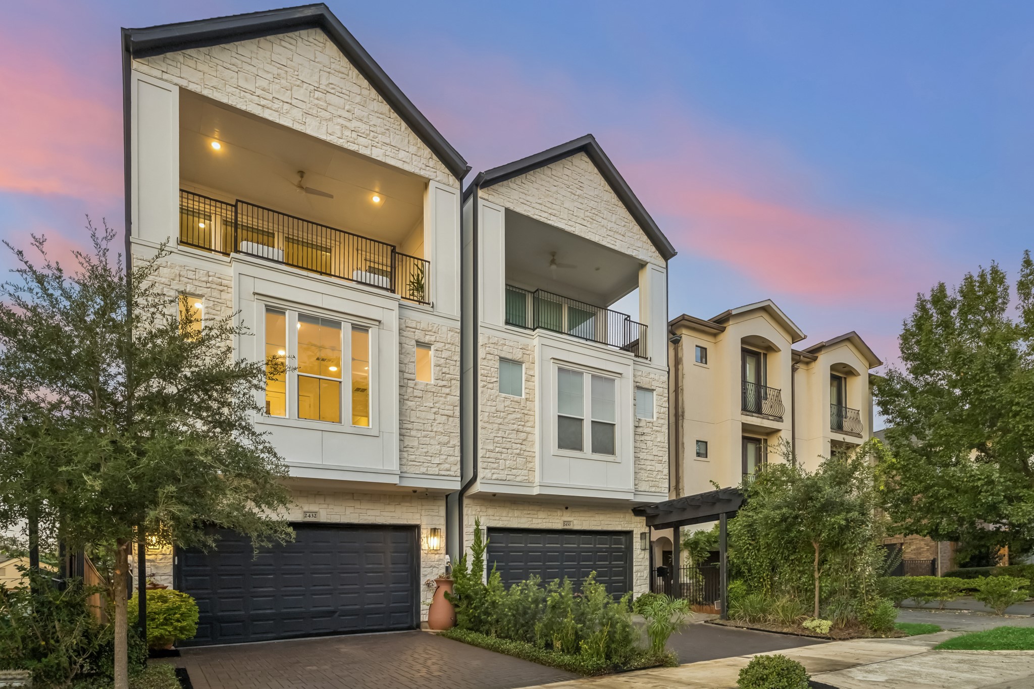 2432 Wroxton Road, Houston, TX 77005 2432 Wroxton Road, Houston, TX 77005