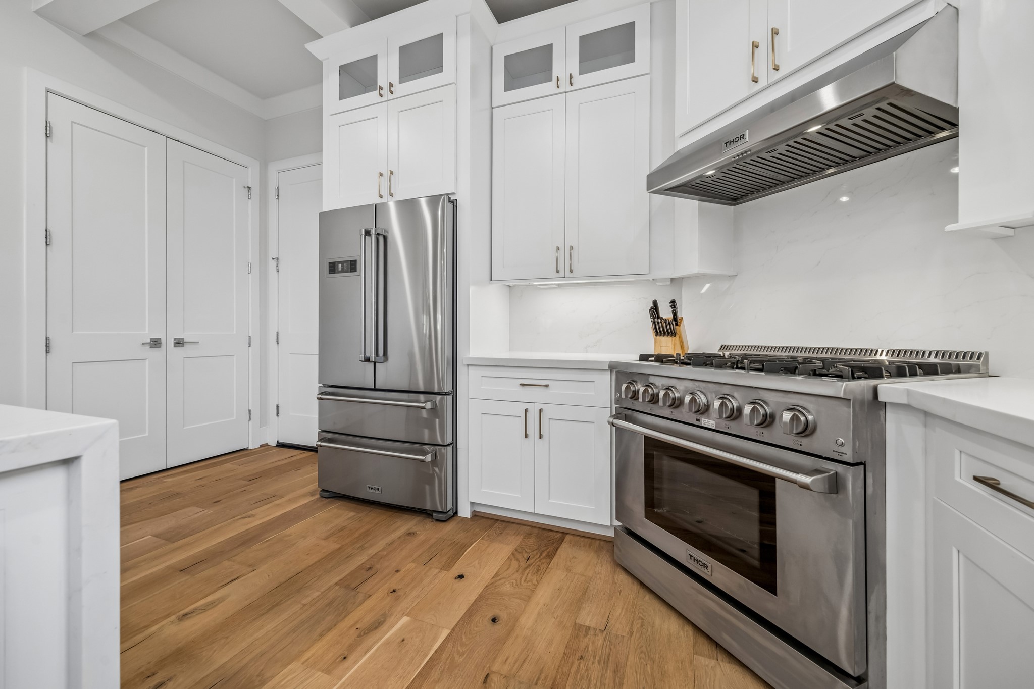 2432 Wroxton Road, Houston, TX 77005