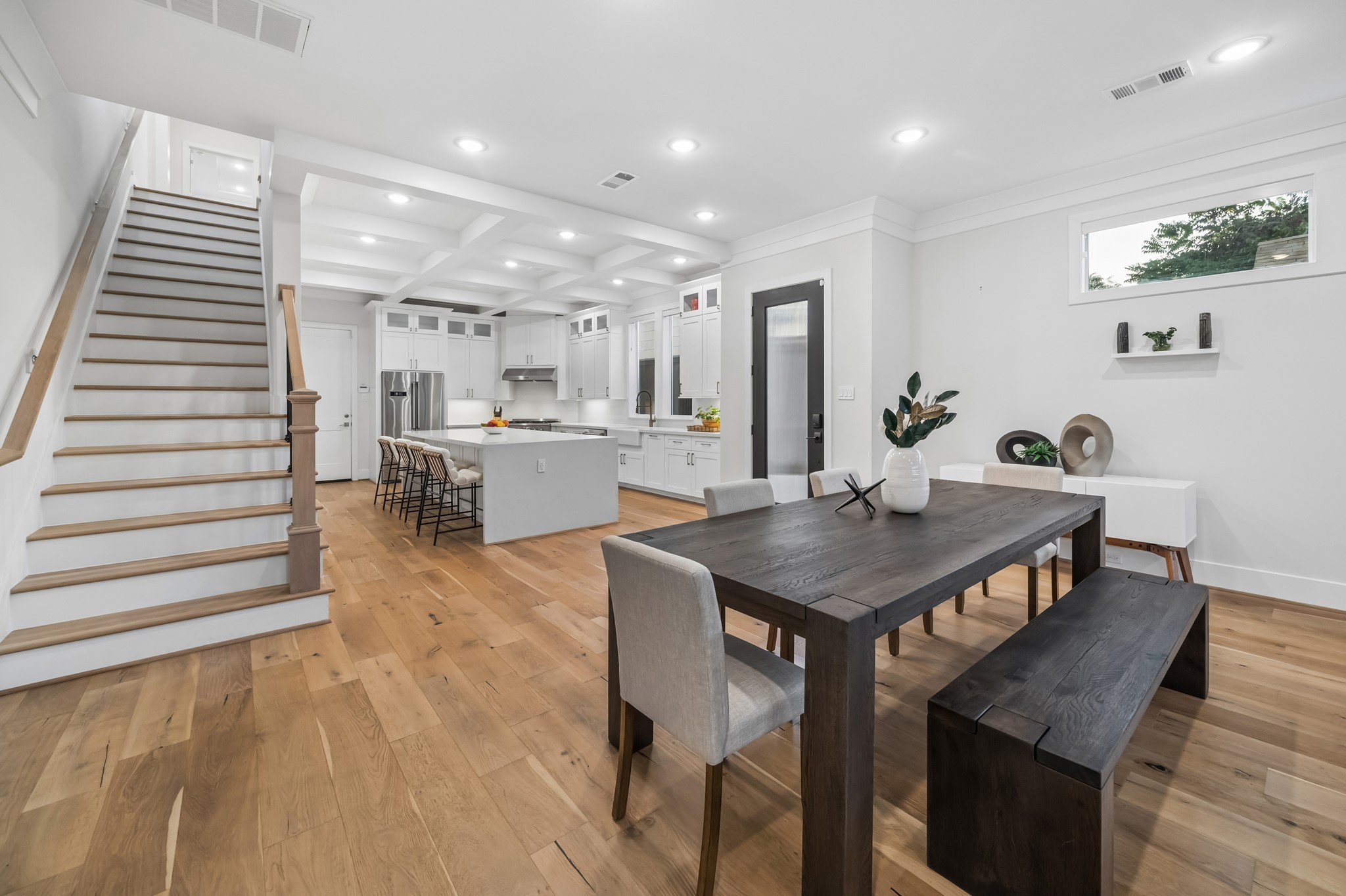2432 Wroxton Road, Houston, TX 77005