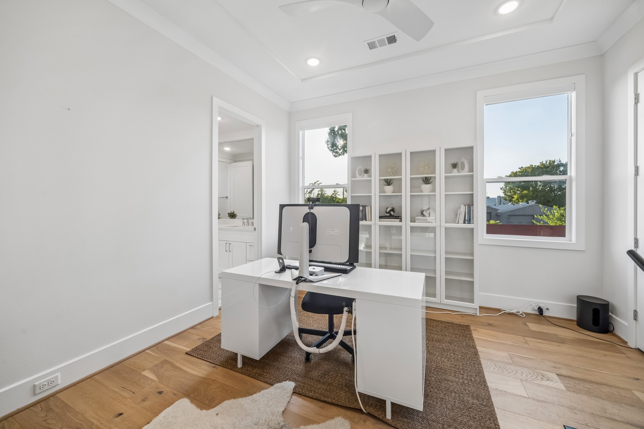 2432 Wroxton Road, Houston, TX 77005