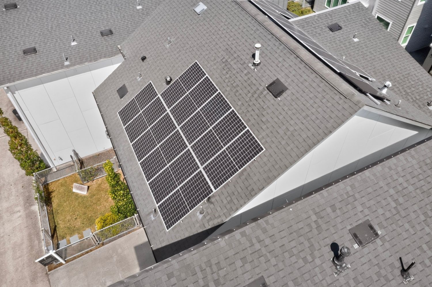 Modern home equipped with efficient solar panels, enhancing sustainability and reducing energy to an average power bill of under 50/month!!