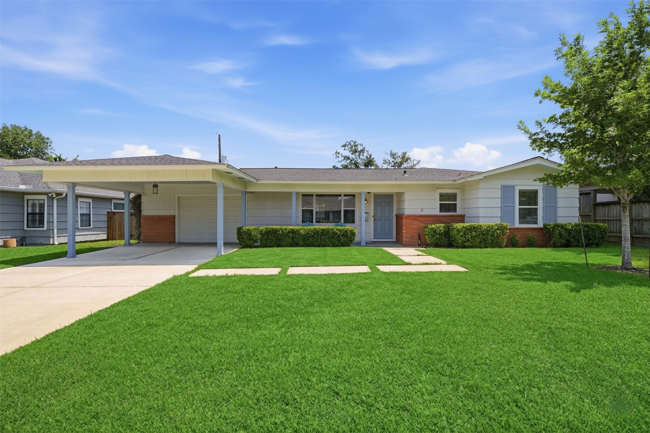 1006 Prince Street, Houston, TX 77008 1006 Prince Street, Houston, TX 77008