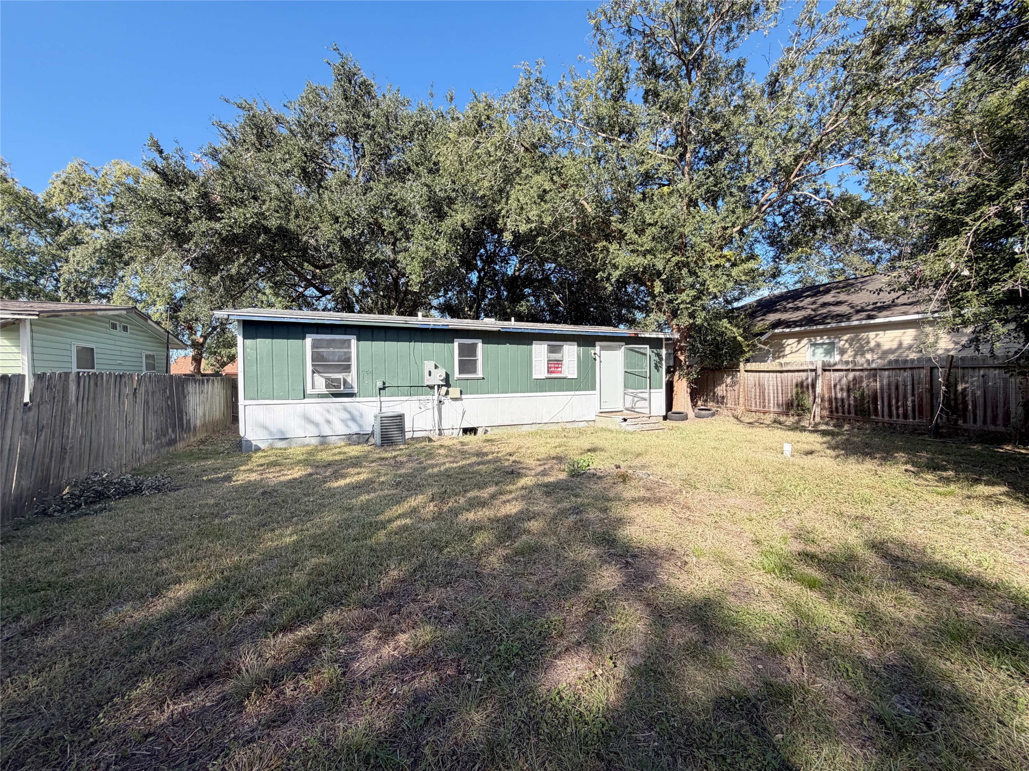 1821 Oriole Drive, League City, TX 77573