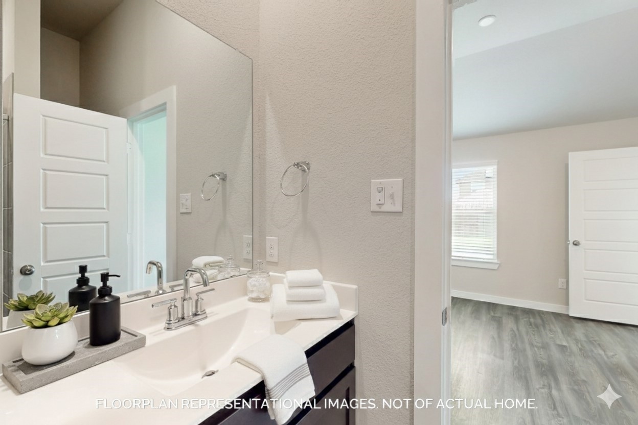 1025 Garnet Star Drive, La Marque, TX 77568 1025 Garnet Star Drive, La Marque, TX 77568