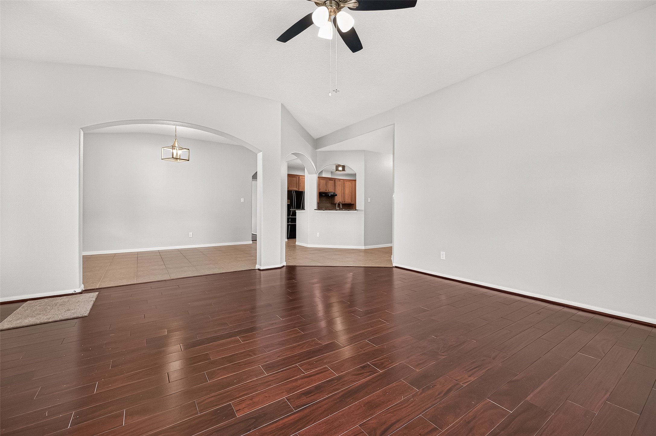405 Wickford Court, League City, TX 77573