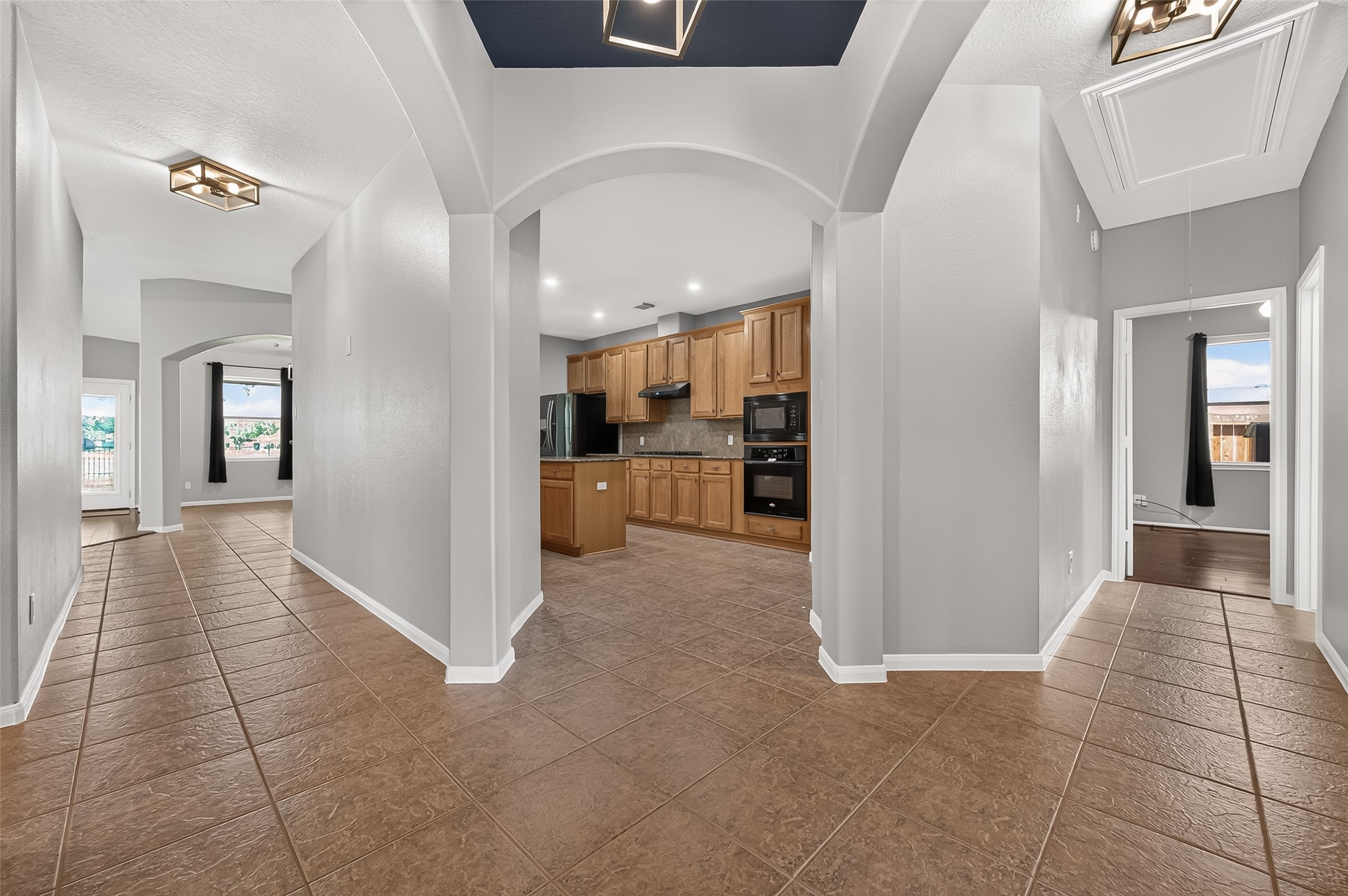 405 Wickford Court, League City, TX 77573