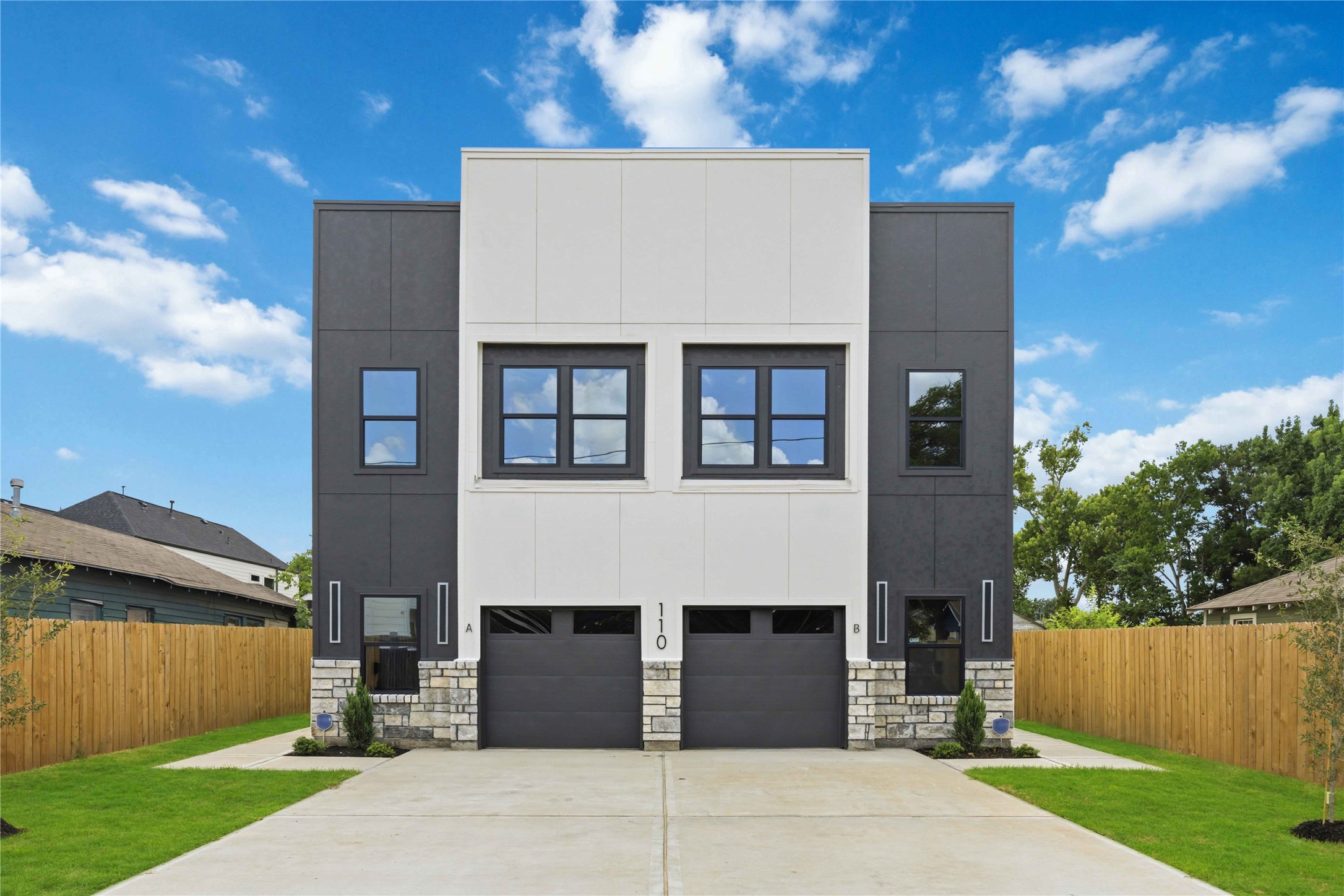 This is same elevation/floorplan and color layout of a previous build.