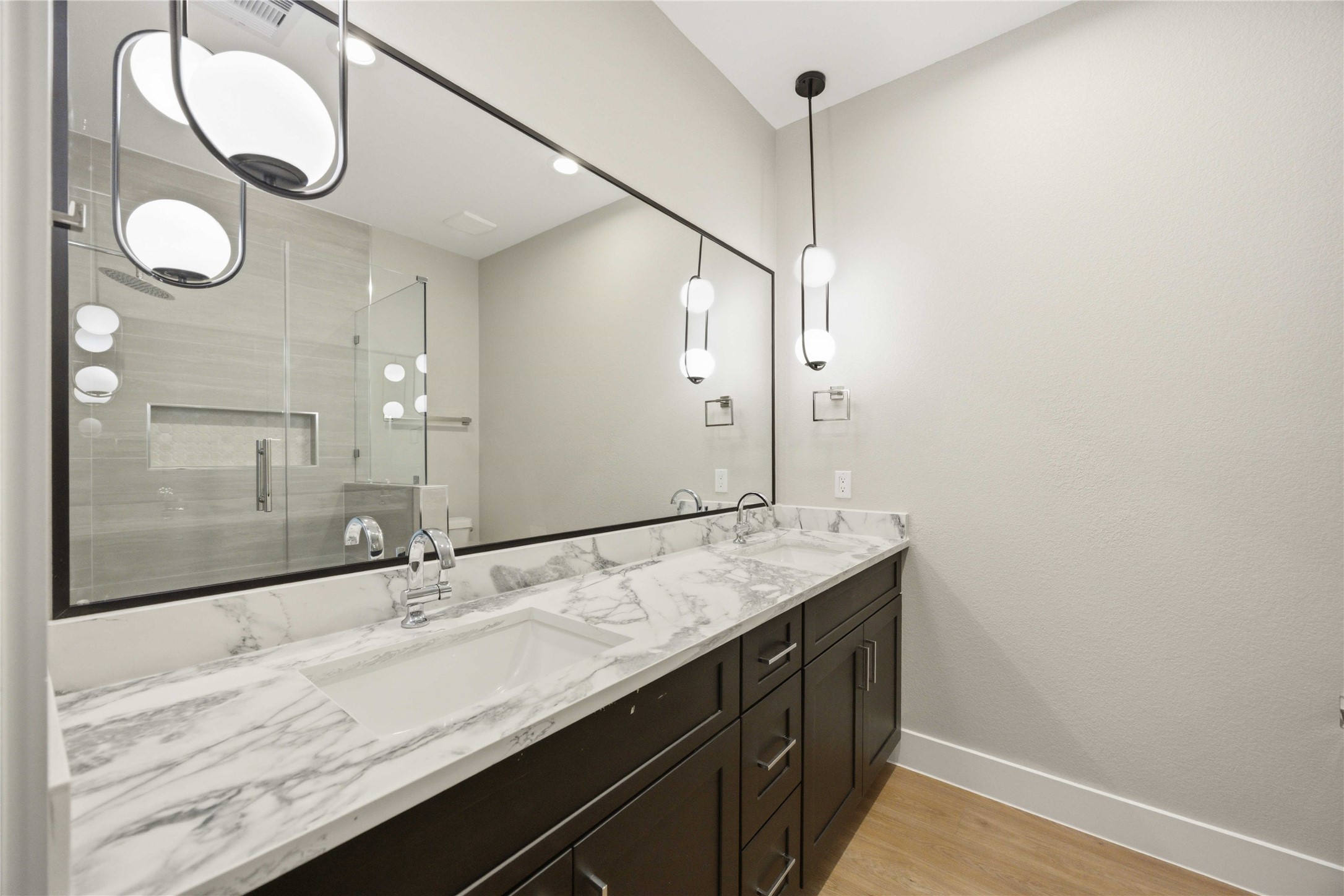215 Pheasant Street, #A and B, Houston, TX 77018