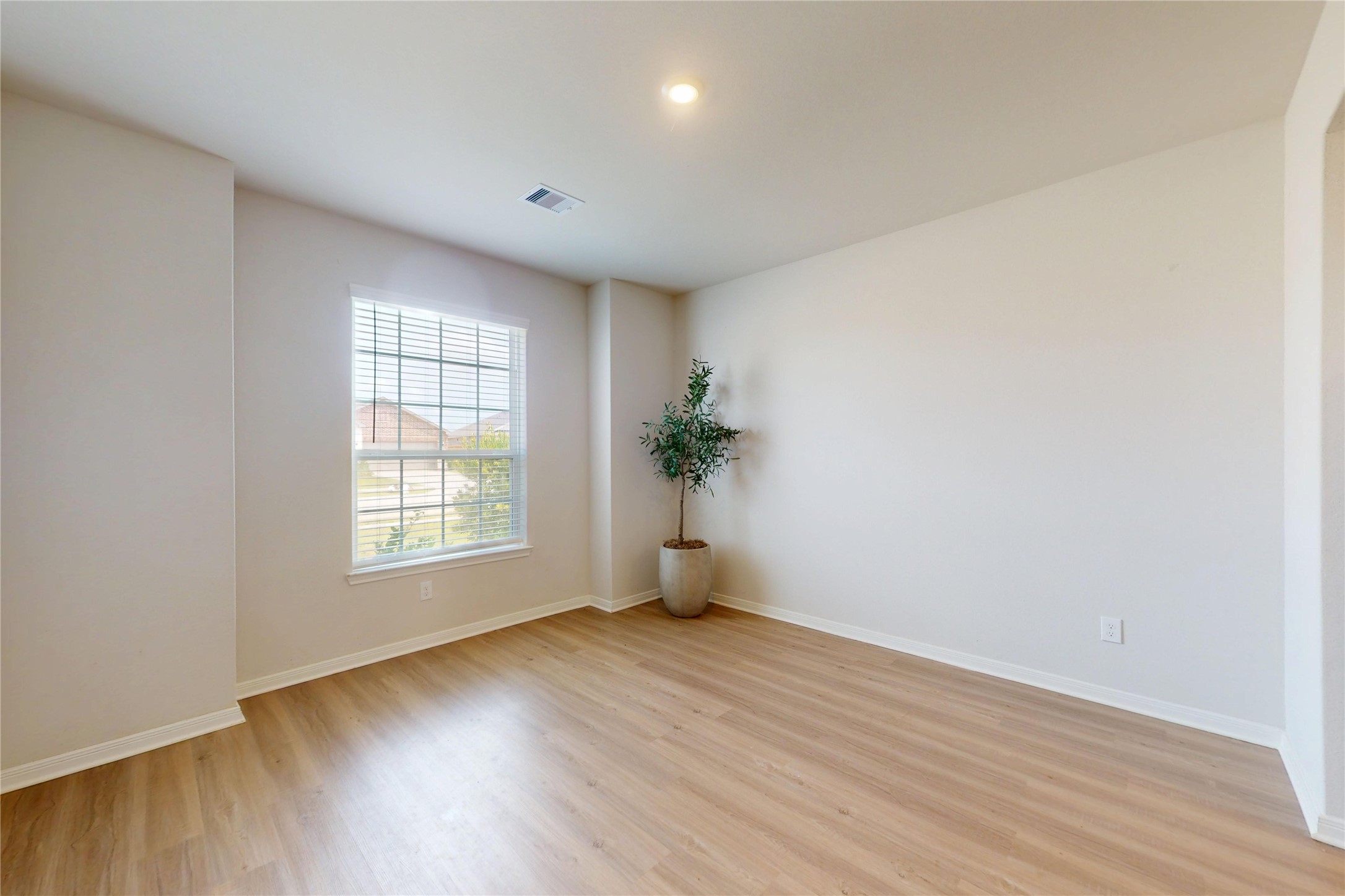 14111 Mainmast Drive, Santa Fe, TX 77510