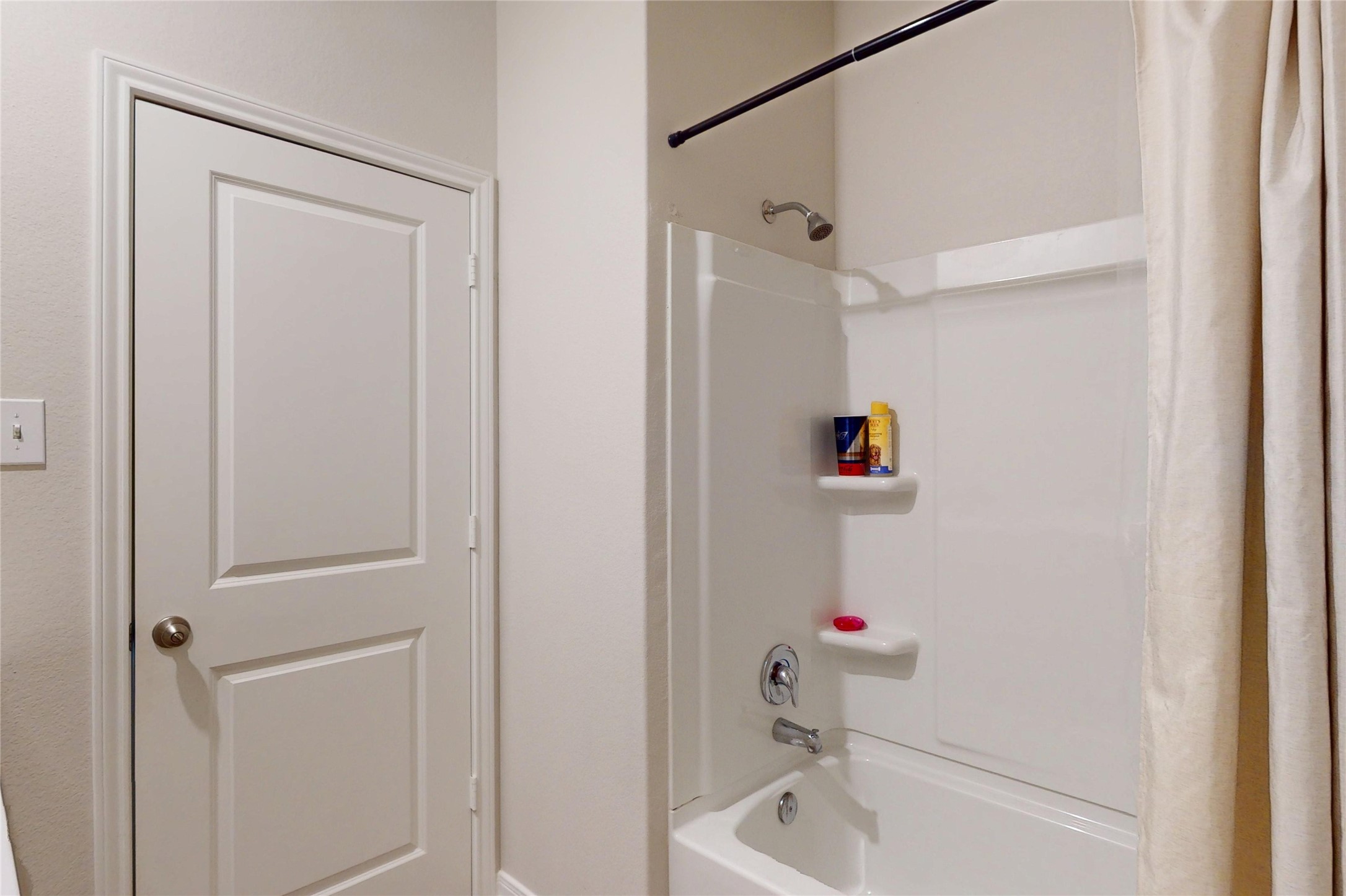14111 Mainmast Drive, Santa Fe, TX 77510