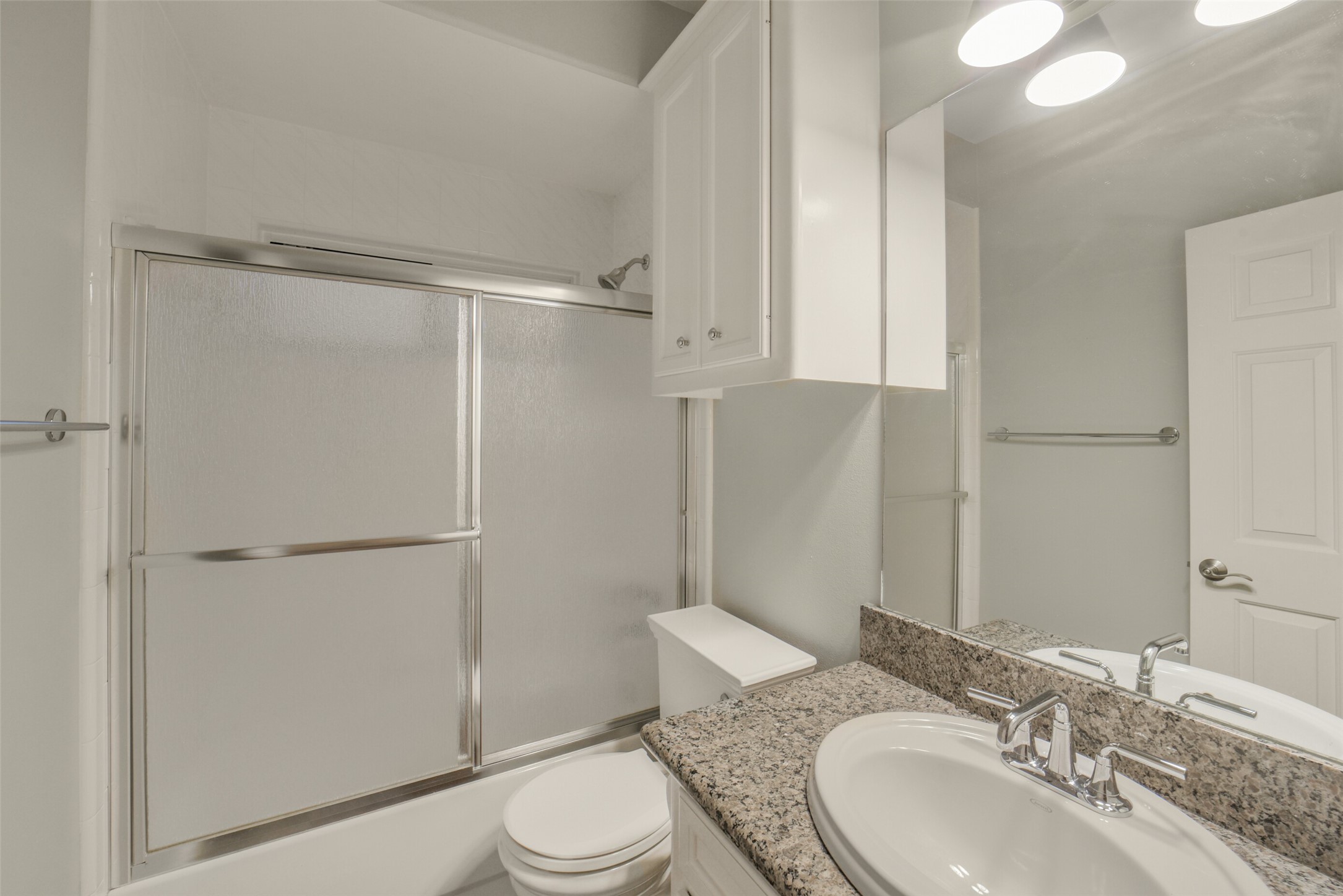 full bathroom in the first floor just outside of the bedroom