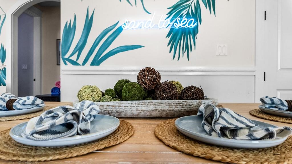800 West Lane, Crystal Beach, TX 77650