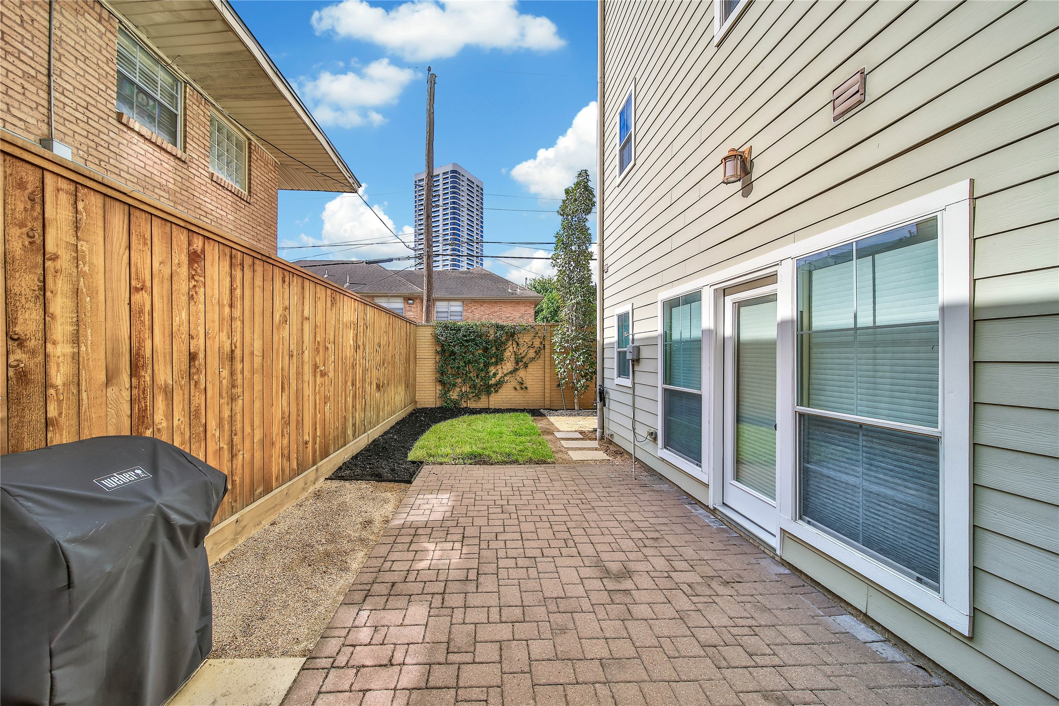 1818 Binz Street, #E, Houston, TX 77004
