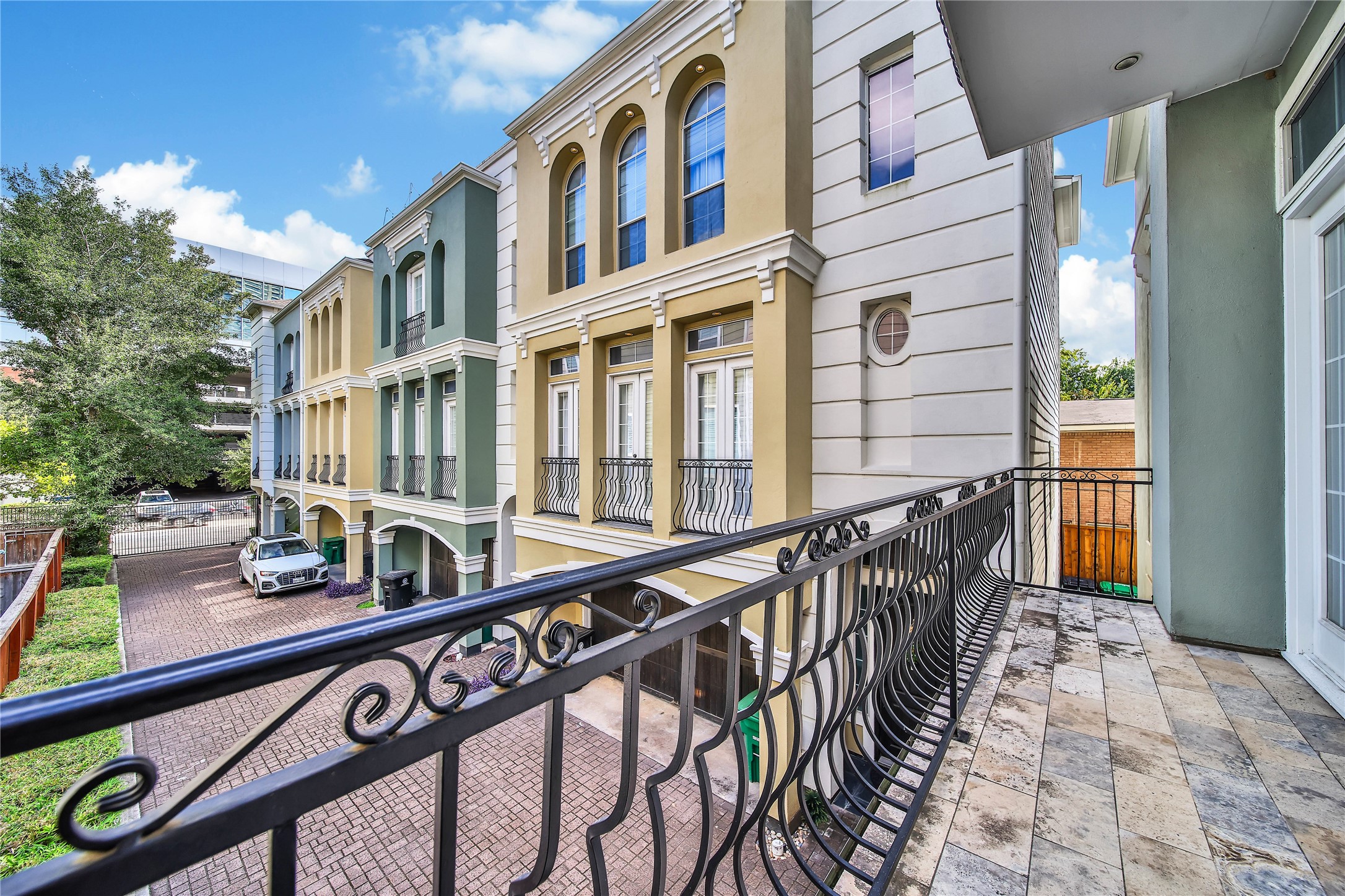 1818 Binz Street, #E, Houston, TX 77004